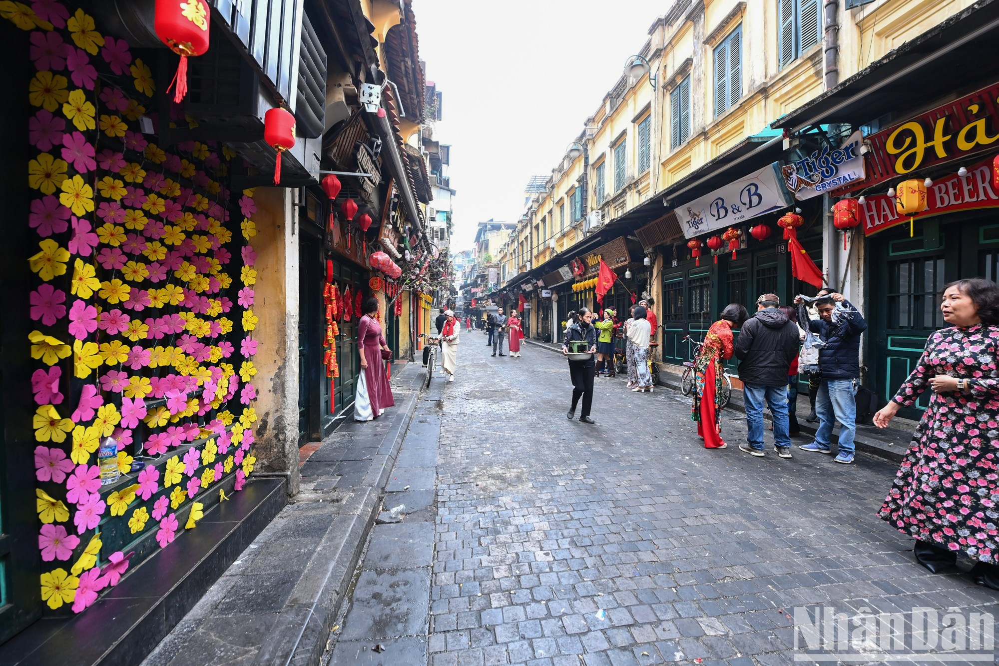 人人都想在大年初一留下最美好的图片。