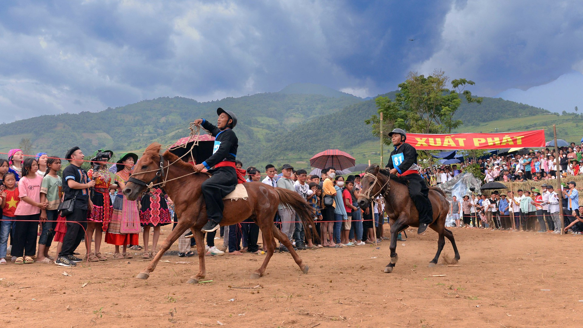 运动员是赫蒙族农民。
