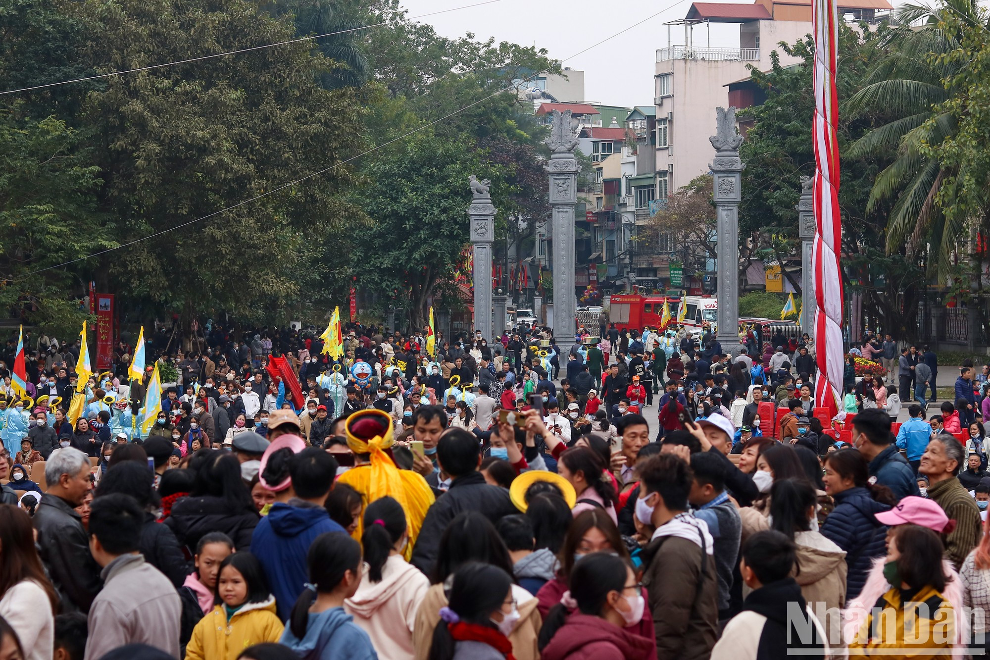 河内市民兴高采烈参加癸卯春节玉回-栋多大捷纪念仪式【组图】 ảnh 6 河内市民兴高采烈参加癸卯春节玉回-栋多大捷纪念仪式【组图】 ảnh 6