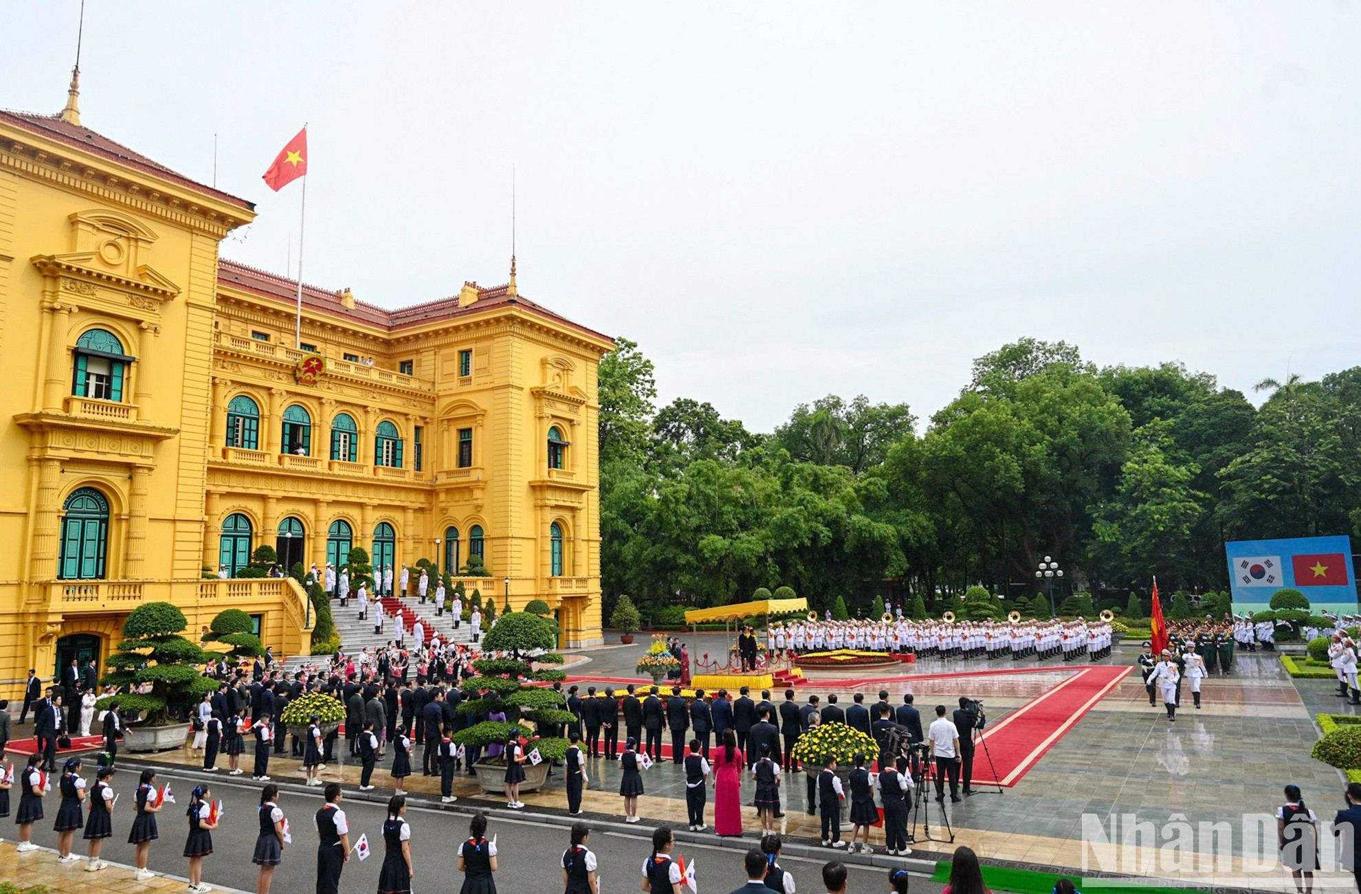 欢迎仪式场景。 欢迎仪式场景。