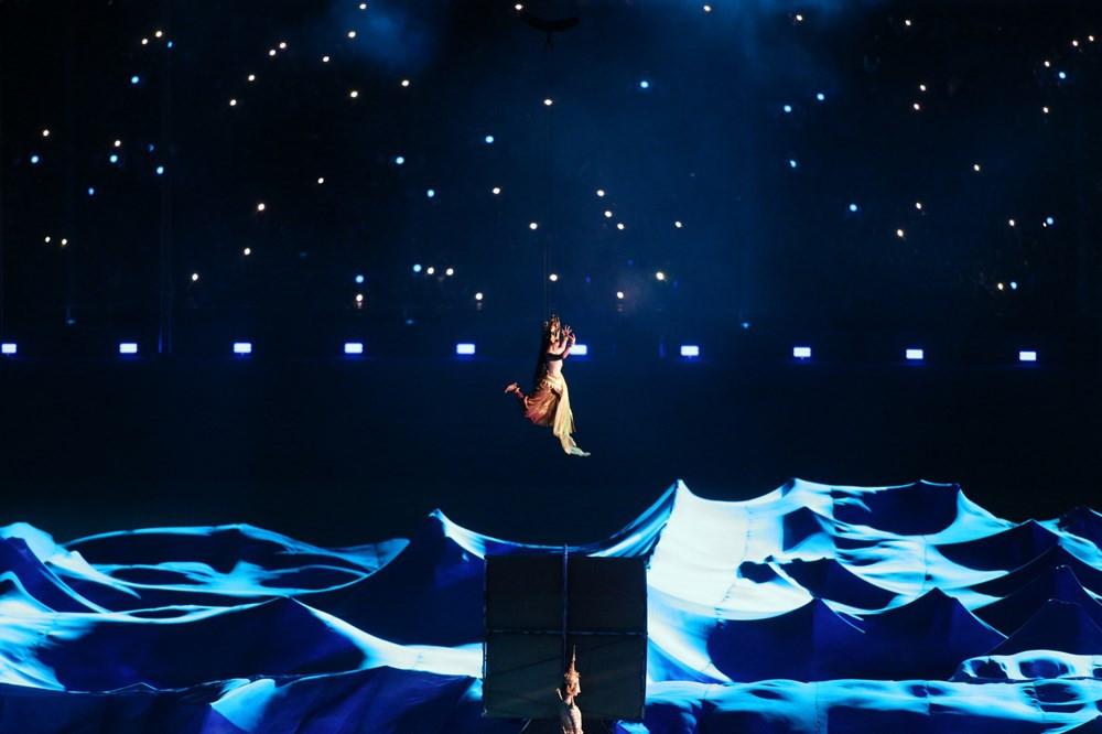 第32届东运会开幕式共有3三大篇章，分别为“吴哥的辉煌”、“高棉的微笑”和“高棉人的未来”。