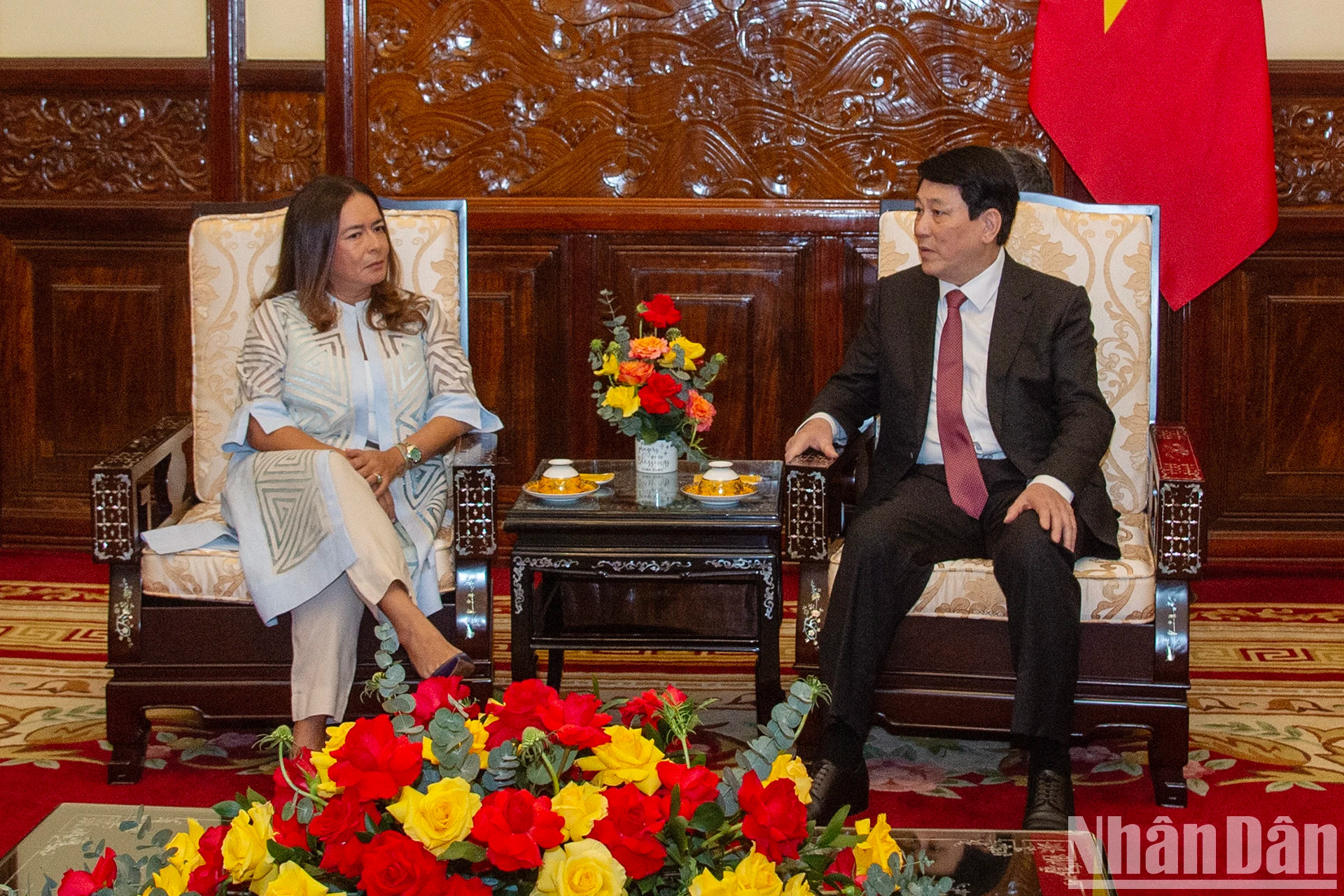 国家主席梁强会见巴拿马共和国驻越大使努比埃拉·雅娜里丝·阿亚拉·莫德斯。 国家主席梁强会见巴拿马共和国驻越大使努比埃拉·雅娜里丝·阿亚拉·莫德斯。