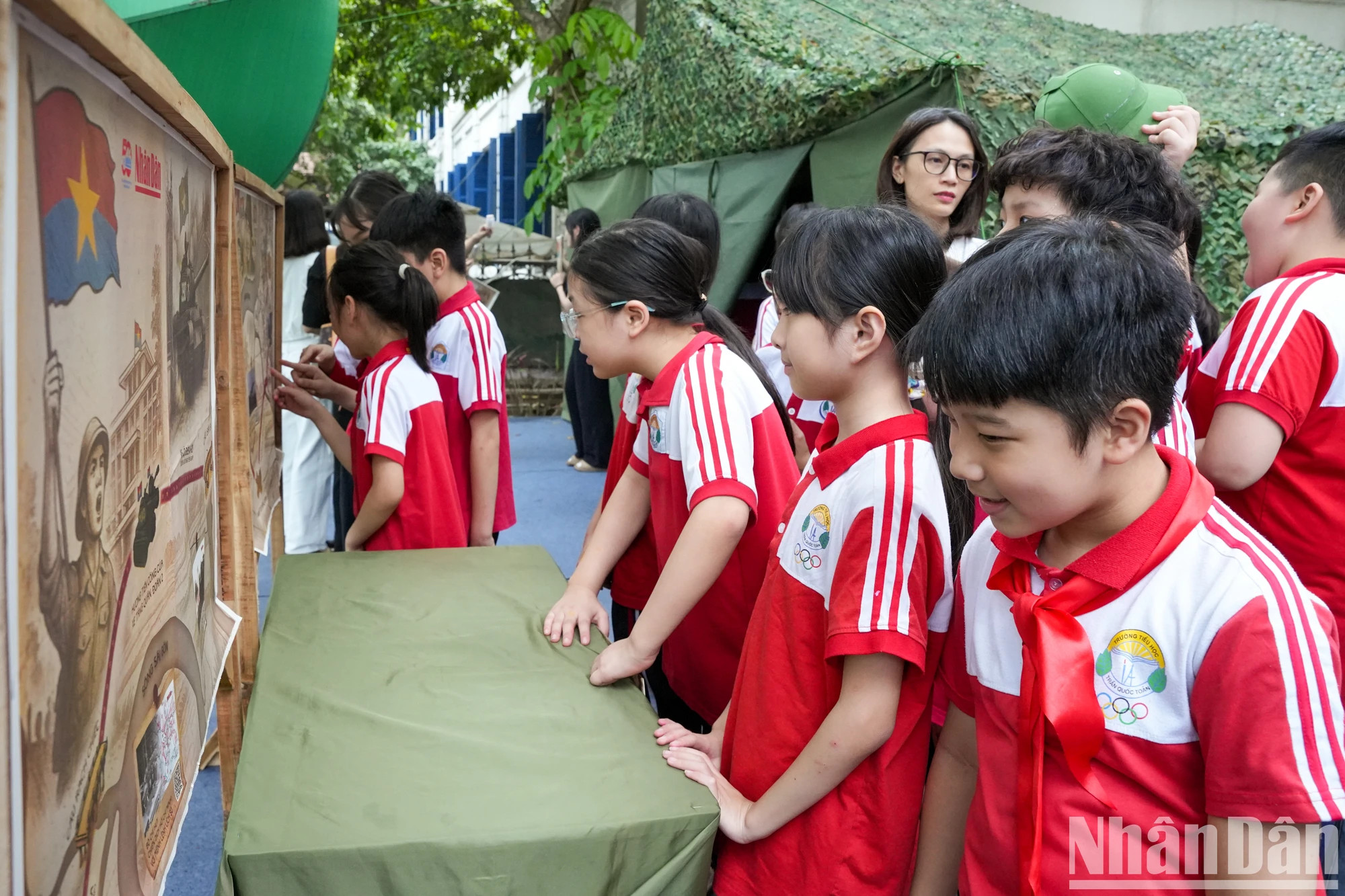此次参观活动有助于学生们更加热爱历史学科。