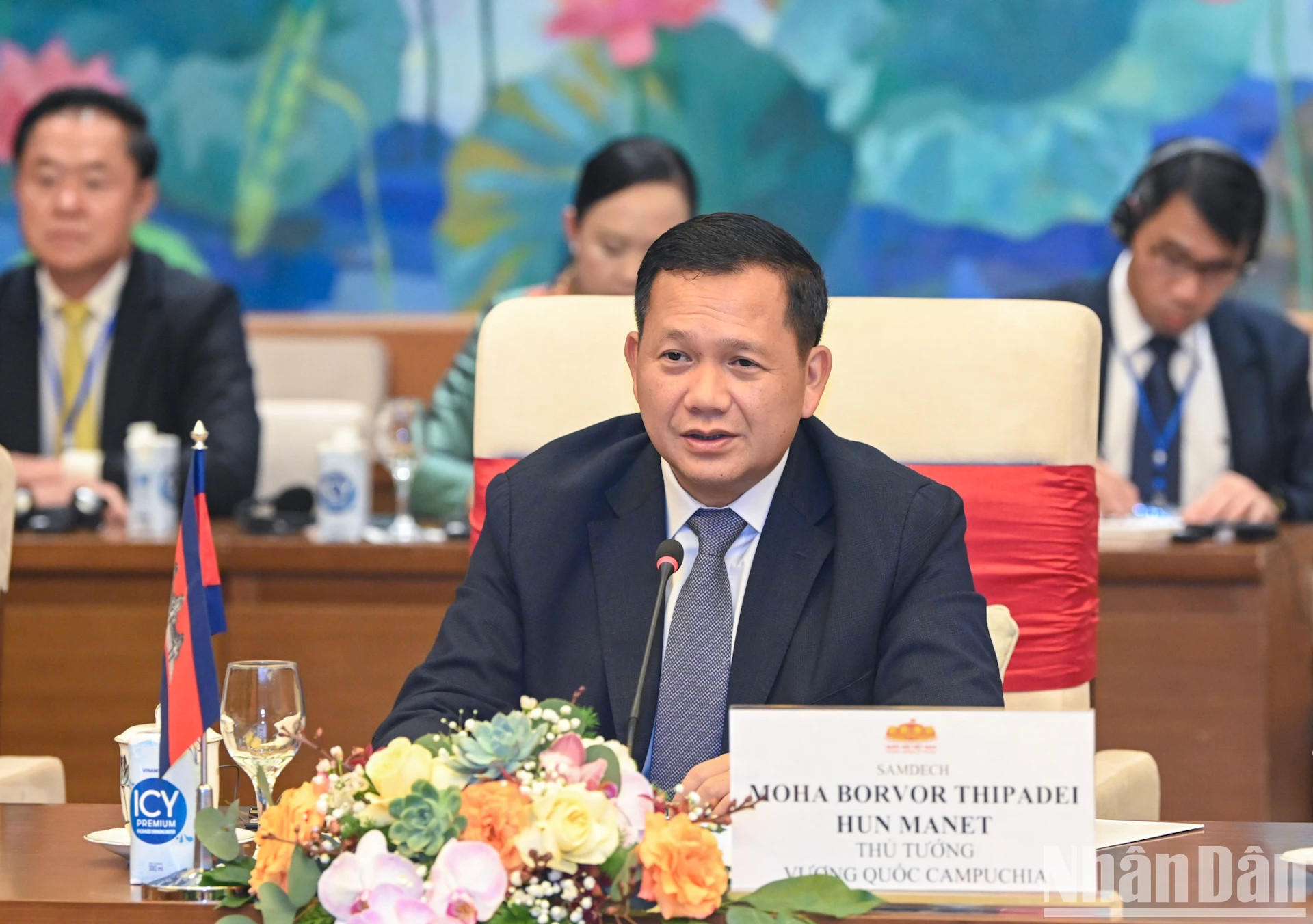 柬埔寨首相洪玛奈发表讲话。 柬埔寨首相洪玛奈发表讲话。