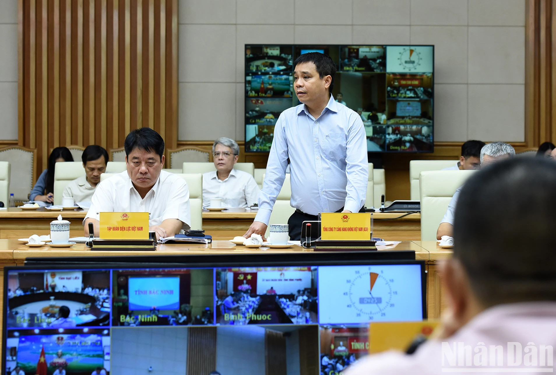 越南航空港总公司代表发表讲话。