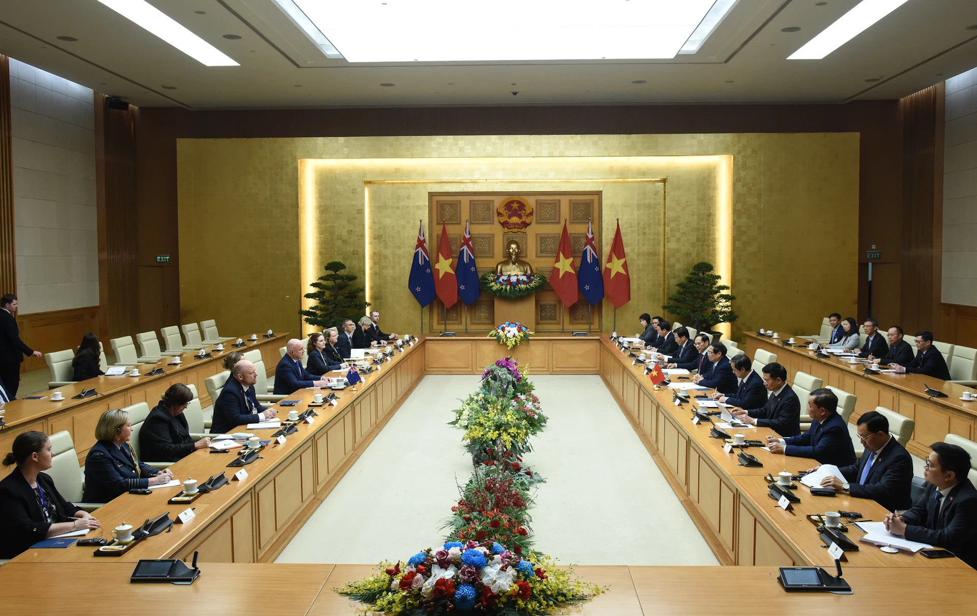 会谈场景。 会谈场景。