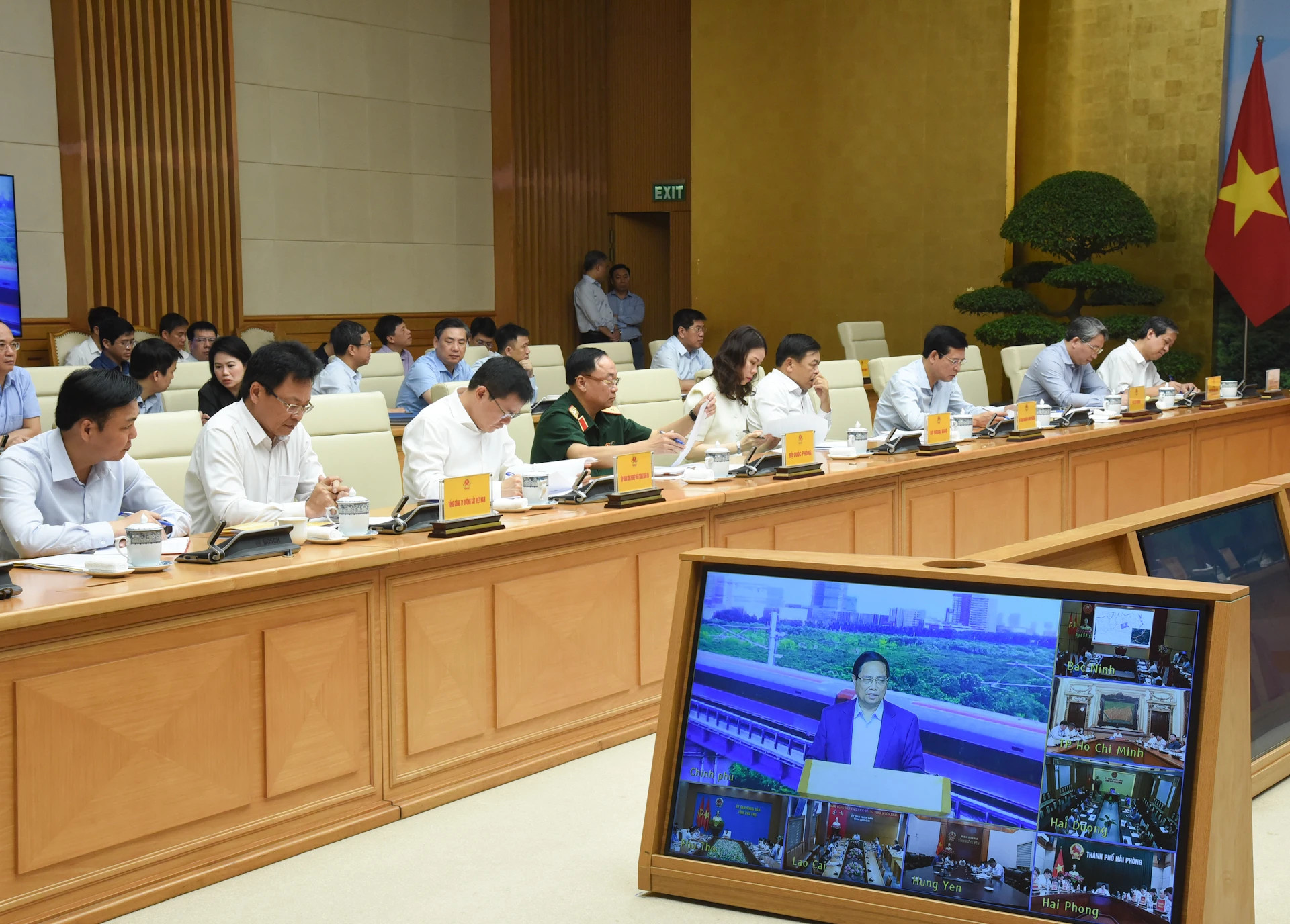 与会代表。 与会代表。