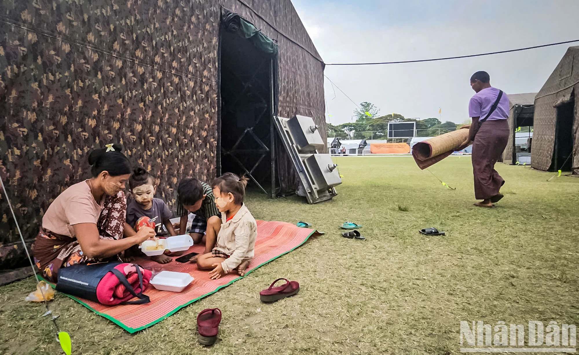 患者的家属至今还是无家可归。 患者的家属至今还是无家可归。