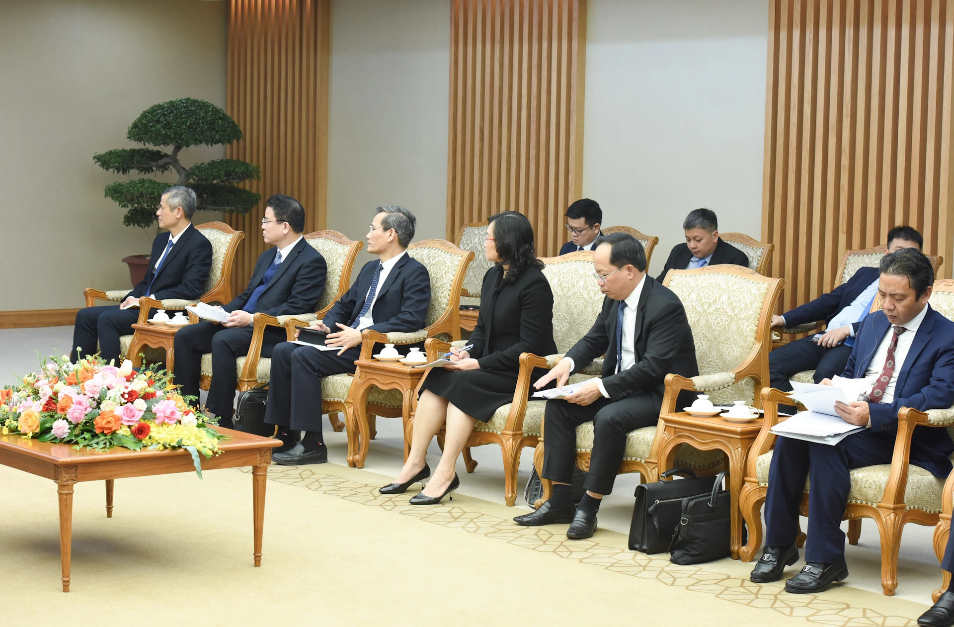 越南政府各部委、行业代表一同参加。