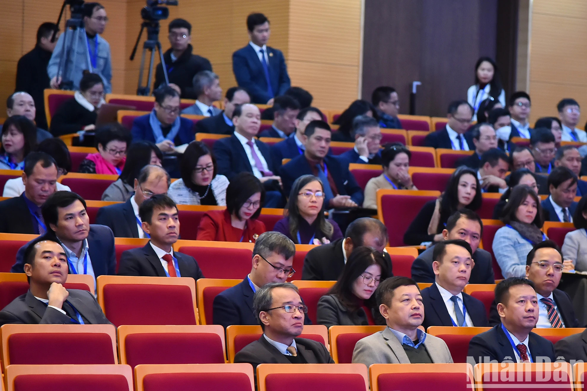 越南驻外大使和代表团团长,外交部下属重要机构领导一同出席。(水原 摄) 越南驻外大使和代表团团长,外交部下属重要机构领导一同出席。(水原 摄)