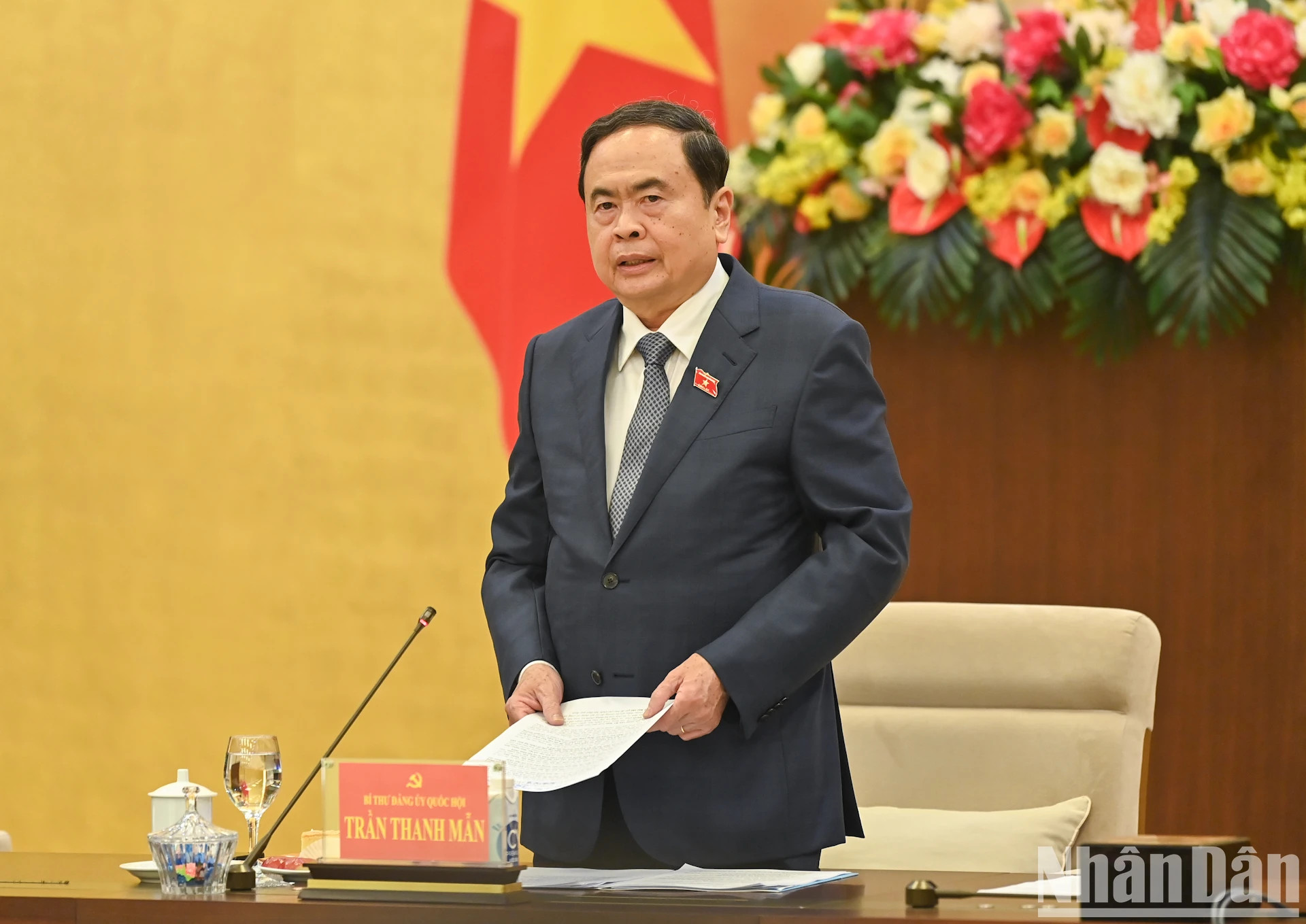 国会党委书记、国会主席陈青敏致开幕词。 国会党委书记、国会主席陈青敏致开幕词。