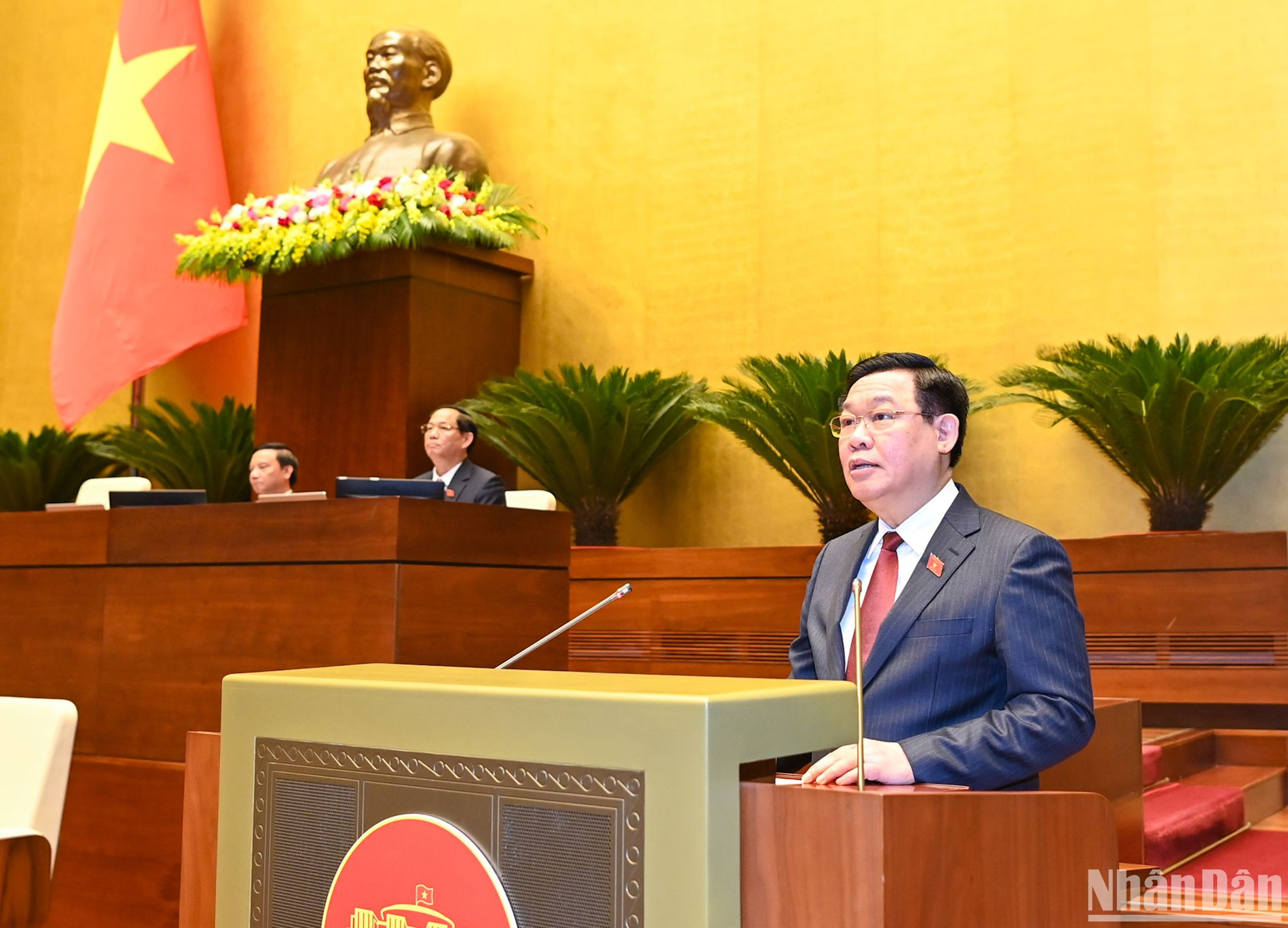 国会主席王廷惠在第十五届国会第六次会议开幕式上致辞。 国会主席王廷惠在第十五届国会第六次会议开幕式上致辞。