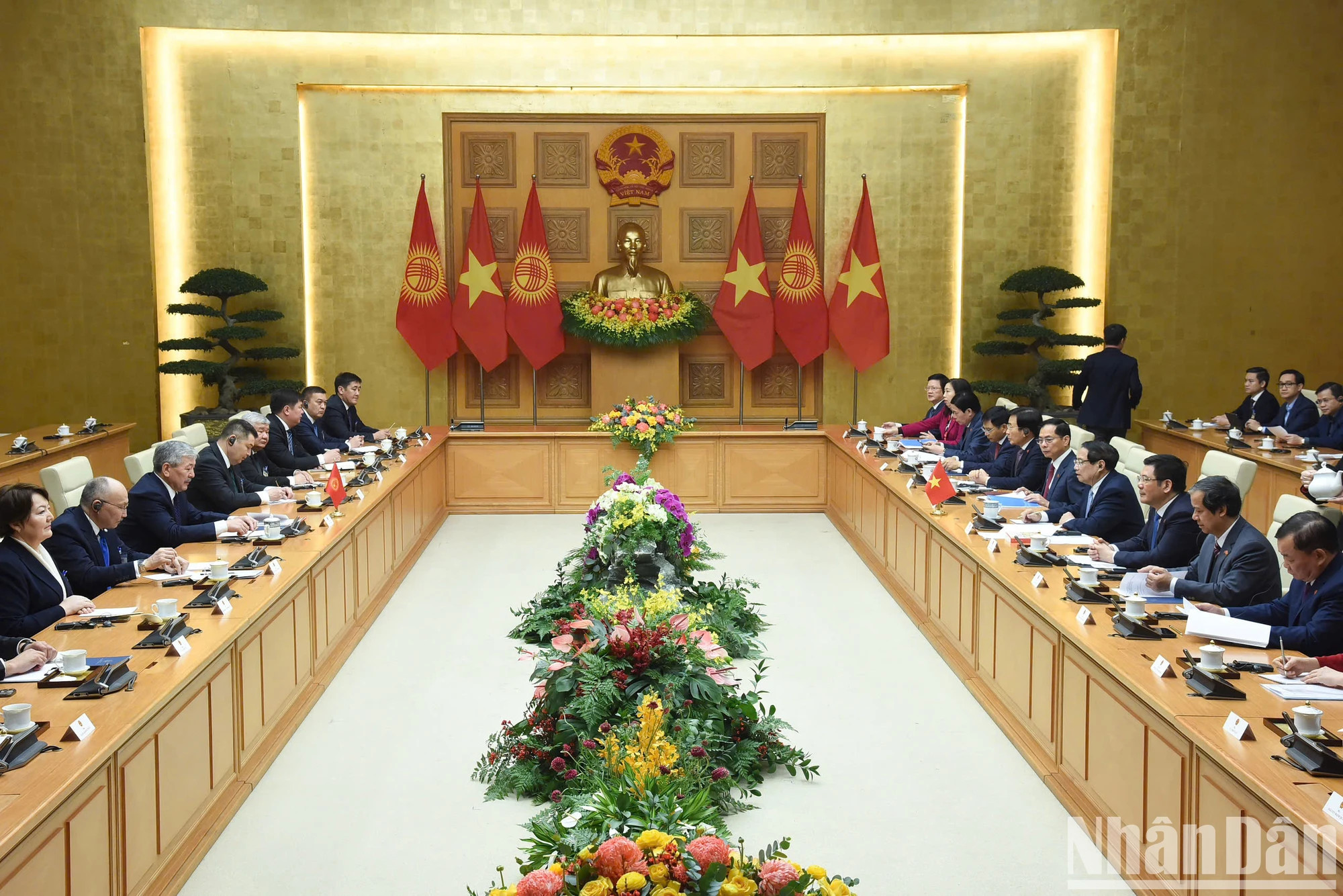 会谈场景。 会谈场景。