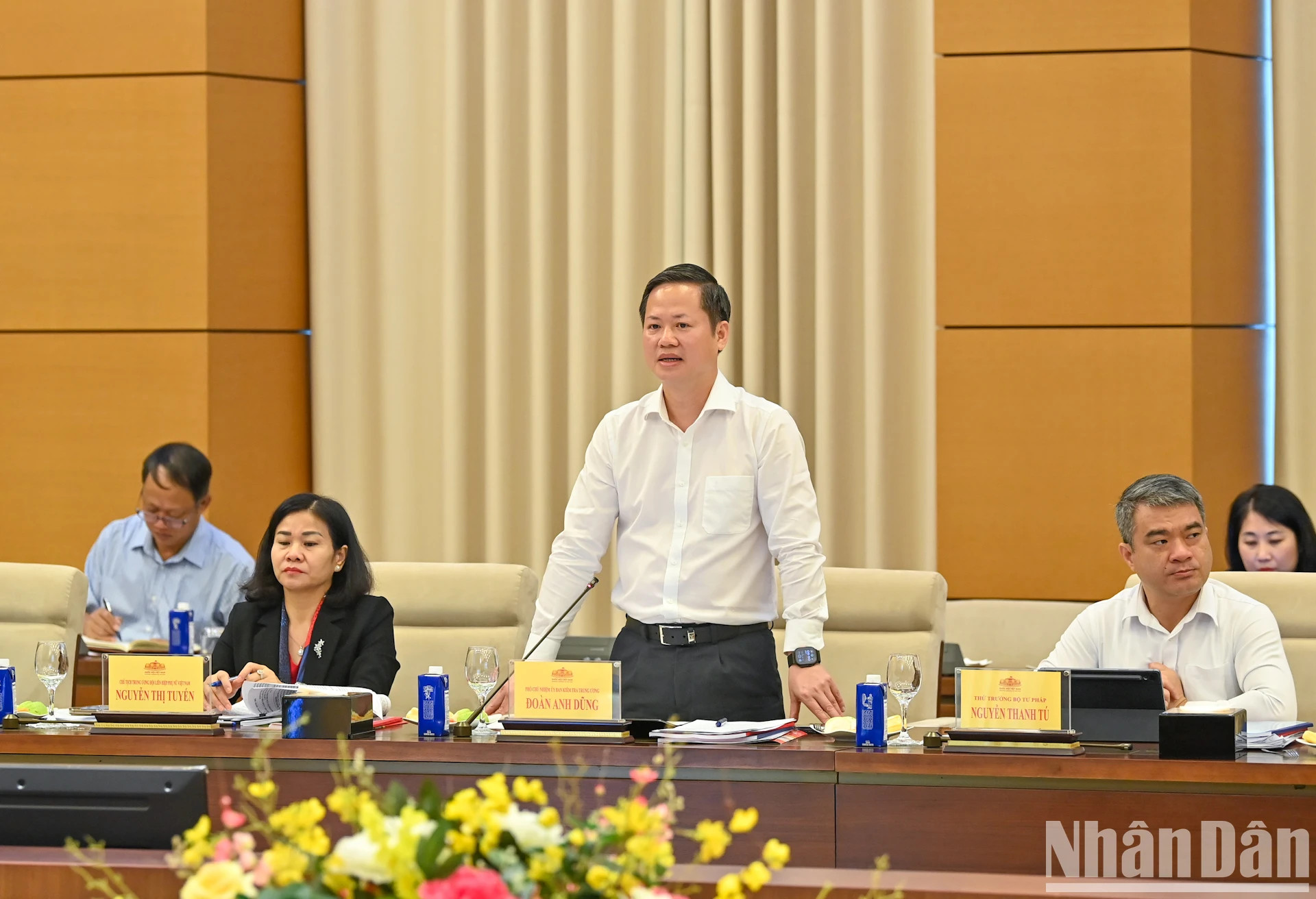 中央检查委员会副主任段英勇在会上发表讲话。