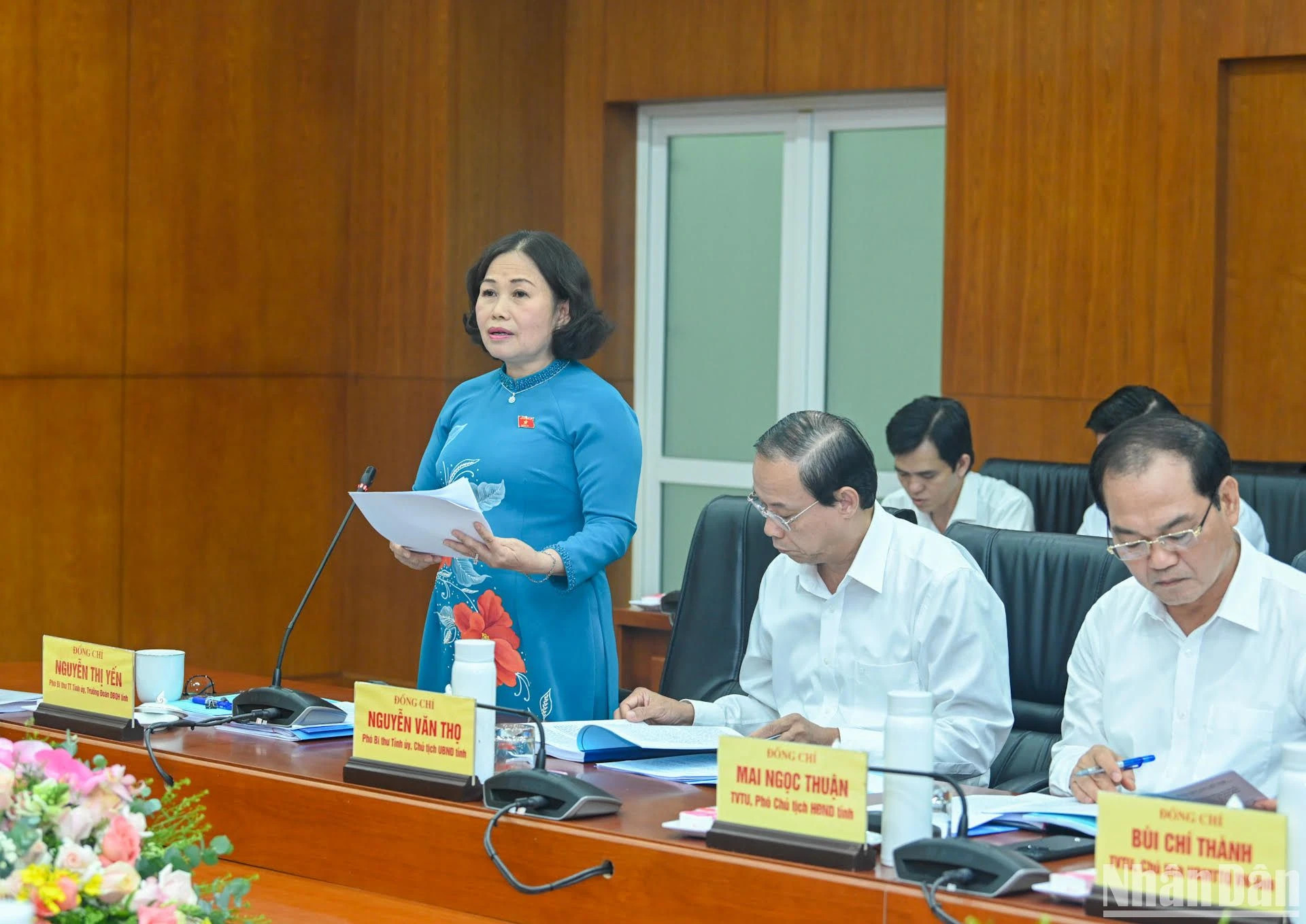 巴地头顿省委常务副书记阮氏燕在会上作报告。 巴地头顿省委常务副书记阮氏燕在会上作报告。