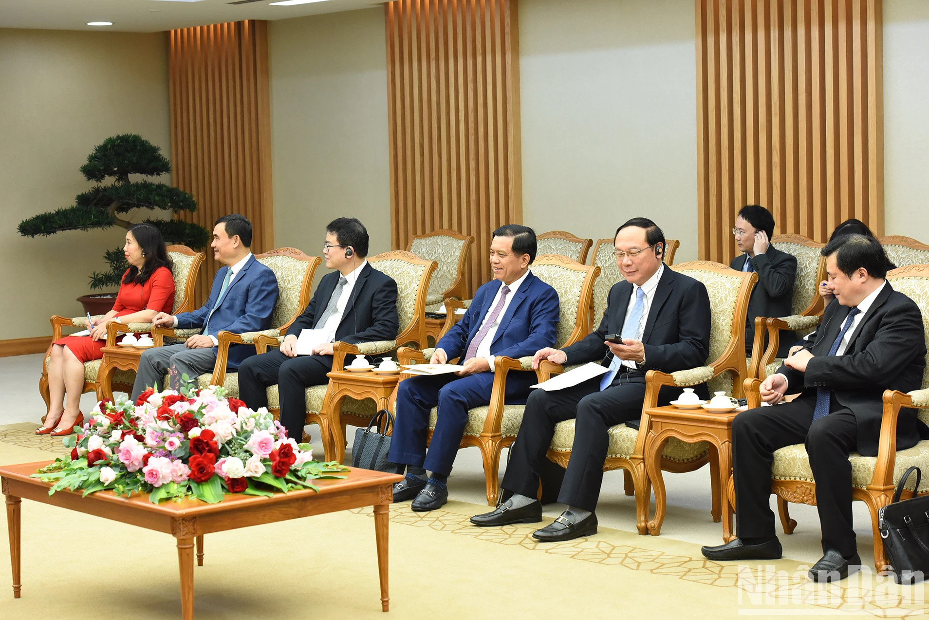 越方代表团成员。（陈海 摄）