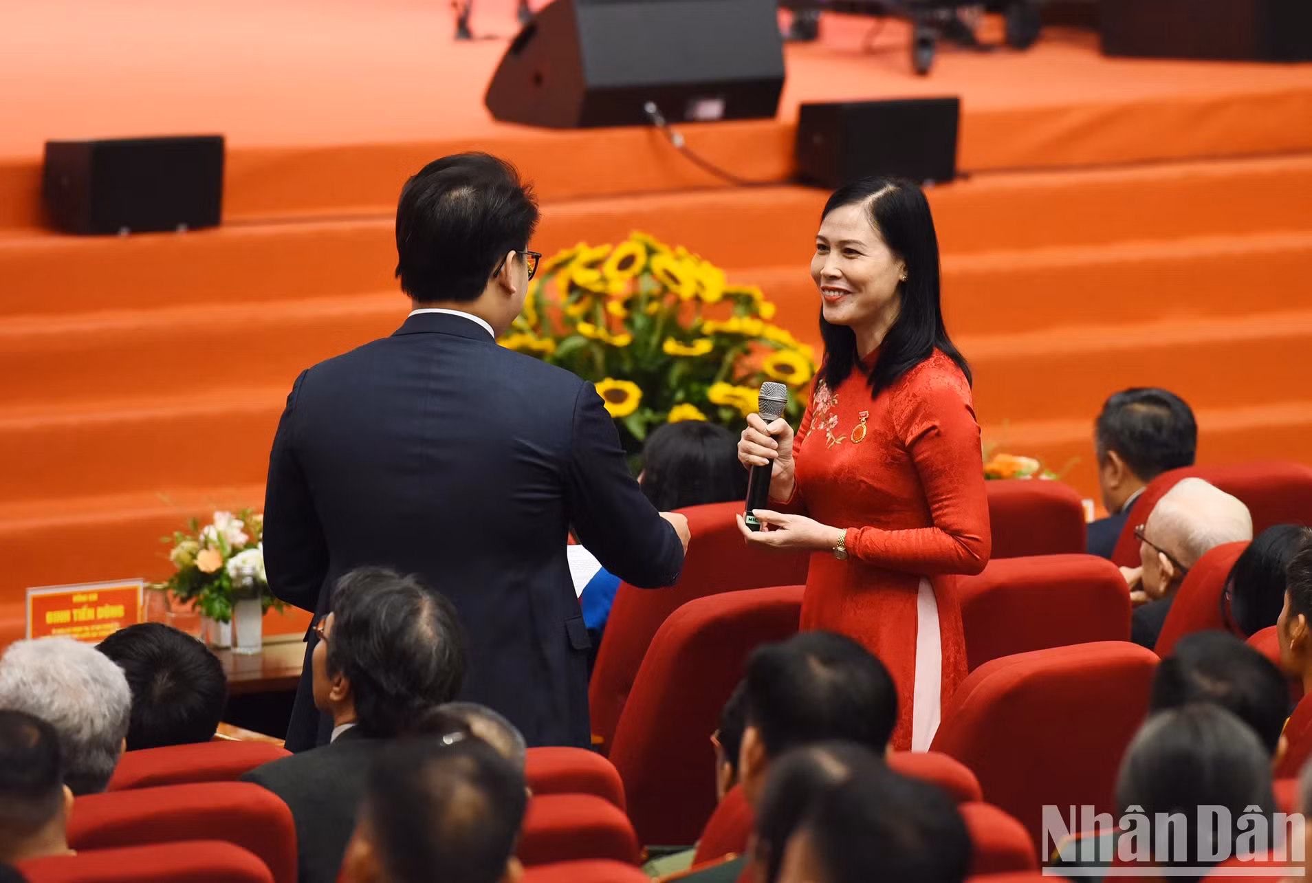 与会代表在会上进行了互动交流。