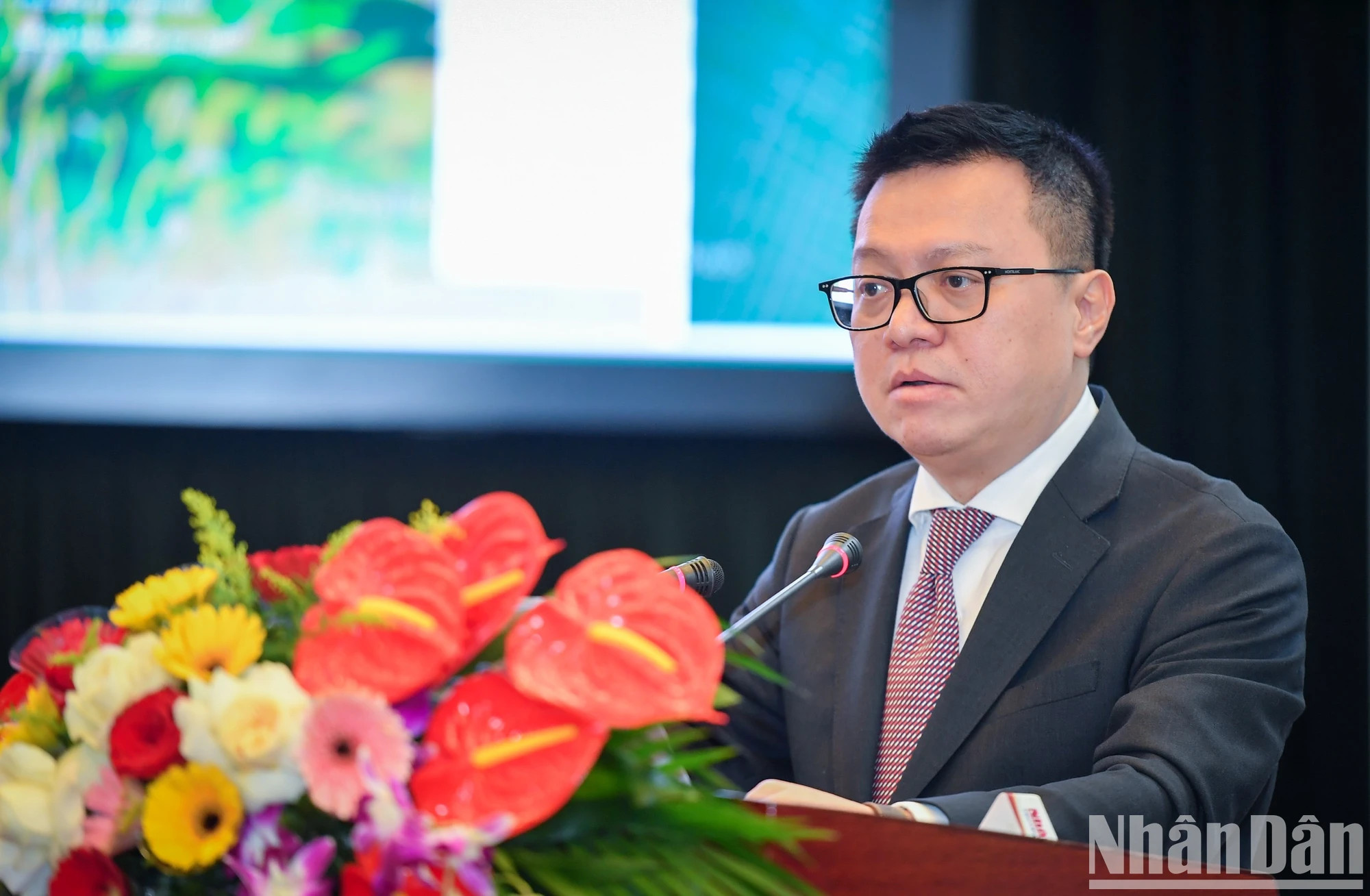 黎国明总编辑在开幕式上发表讲话。 黎国明总编辑在开幕式上发表讲话。