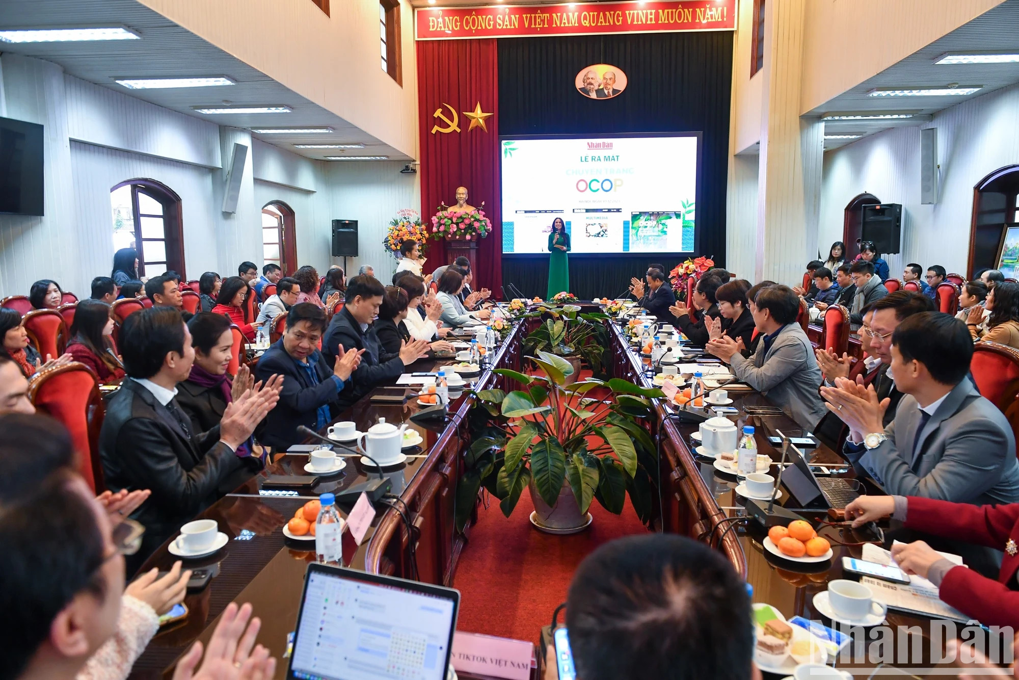 活动全景。 活动全景。