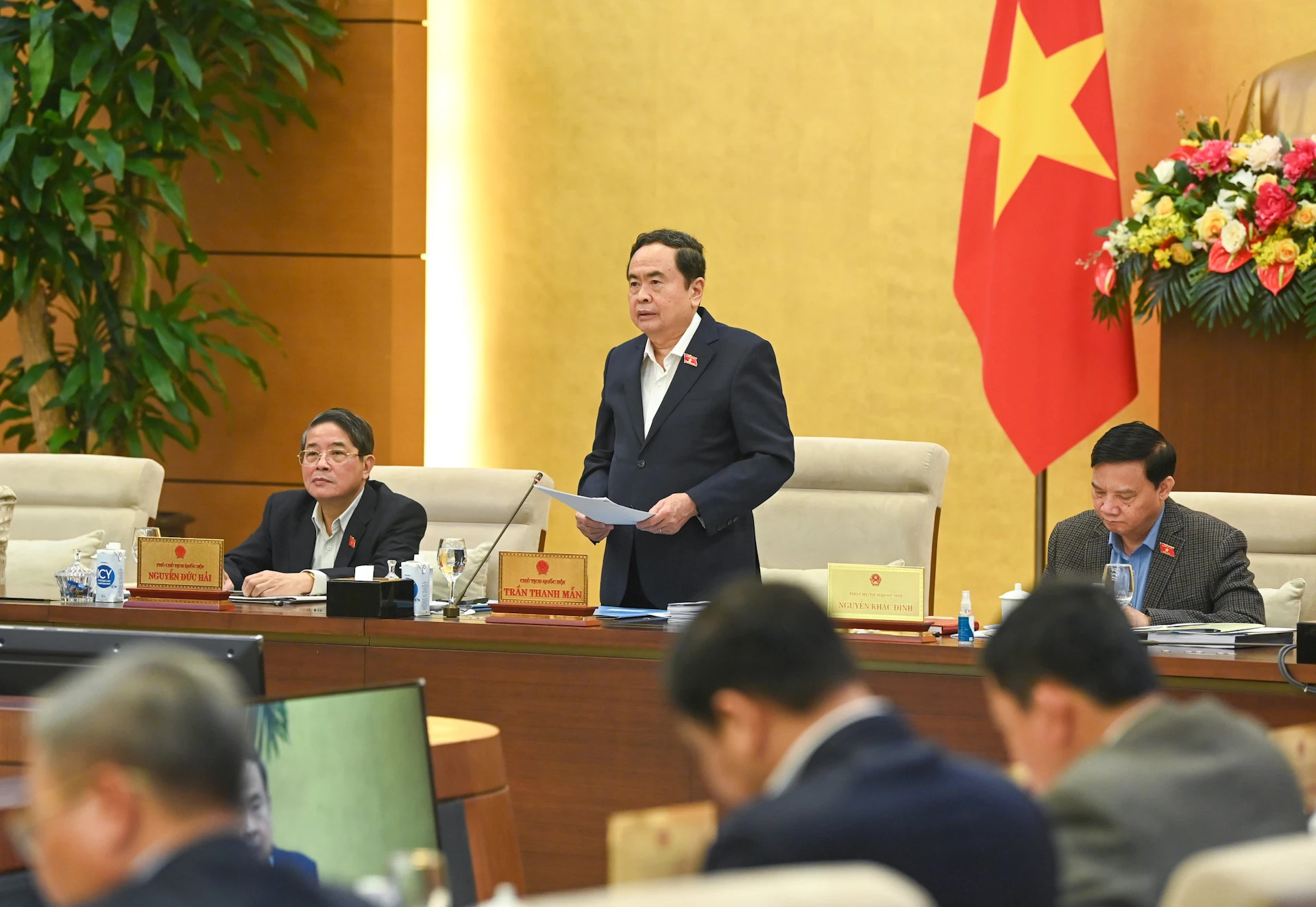 国会主席陈青敏致开幕词。