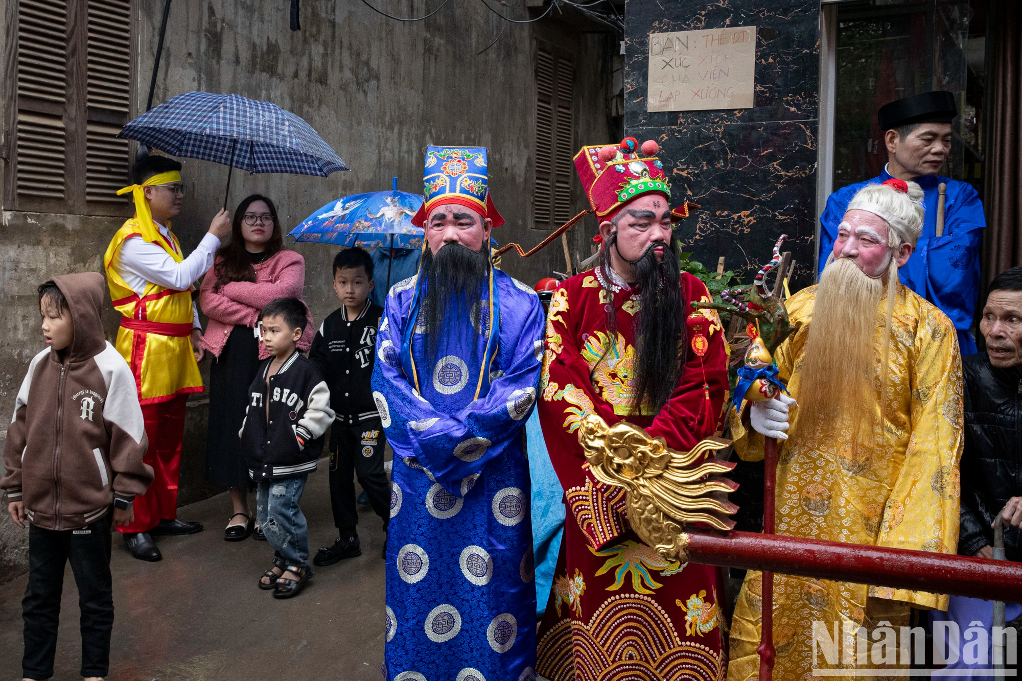 吉祥神（福、禄、寿三神）是土河村庙会的典型形象。