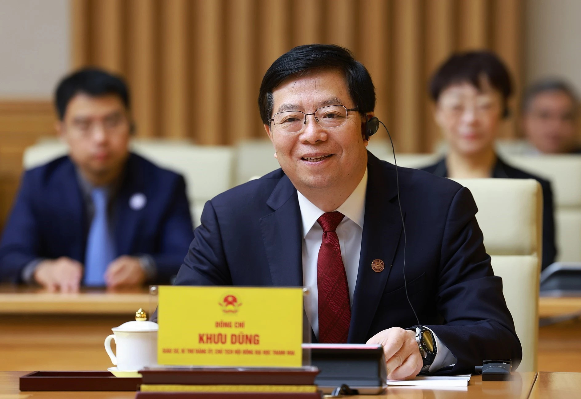 清华大学党委书记邱勇发表讲话。