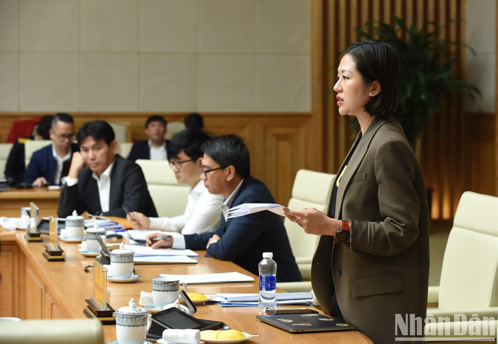 Be Group股份公司代表发言。