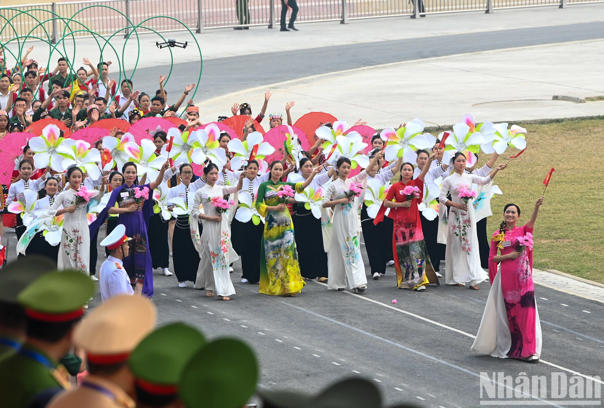 文化艺术团。 文化艺术团。