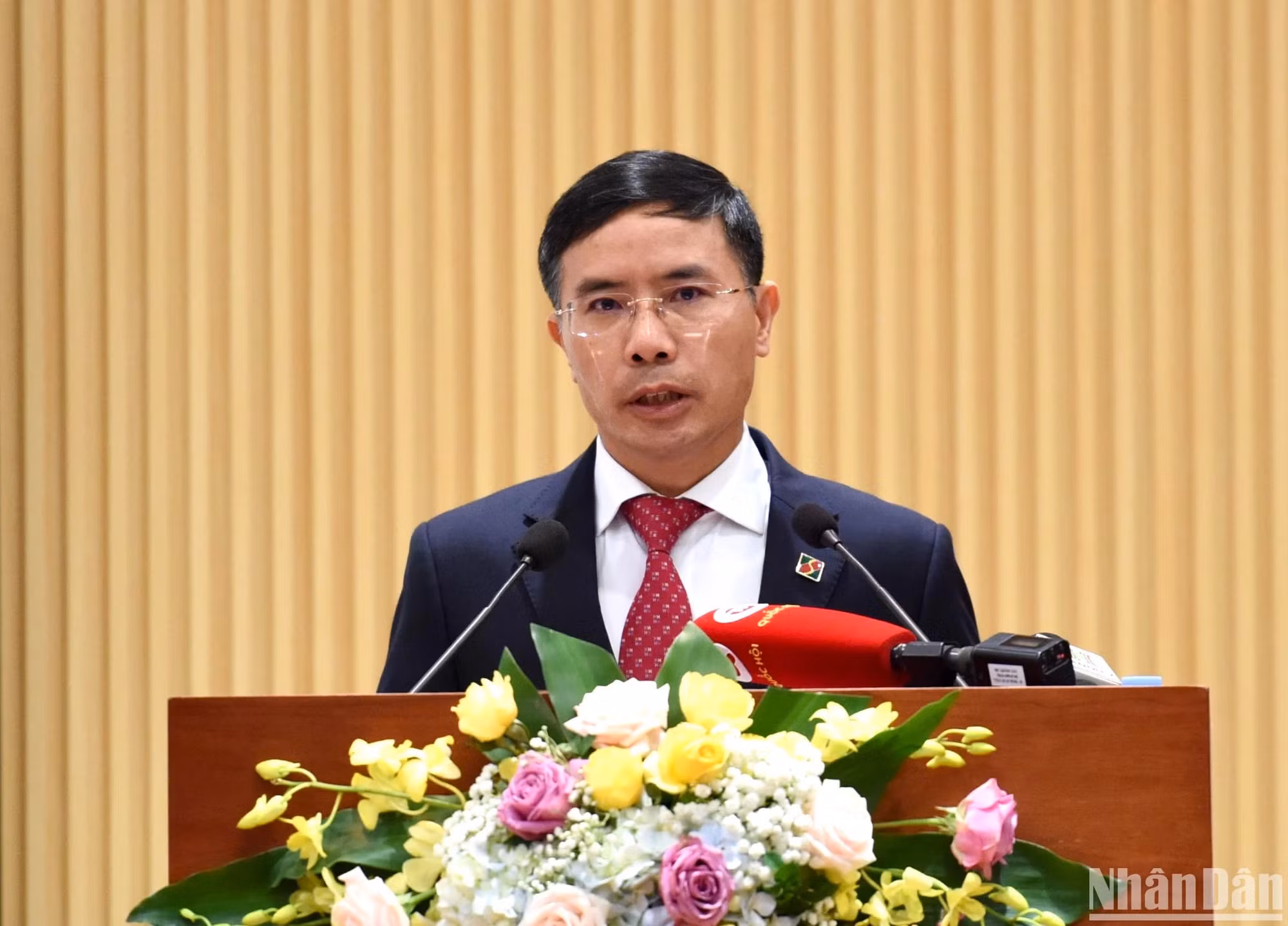 农业与农村发展银行代表发言。
