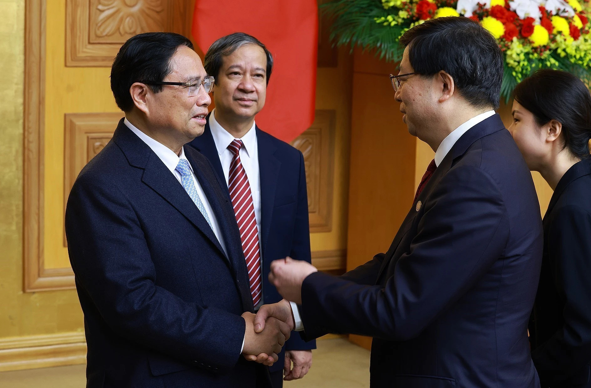 范明正总理会见中国清华大学党委书记邱勇。