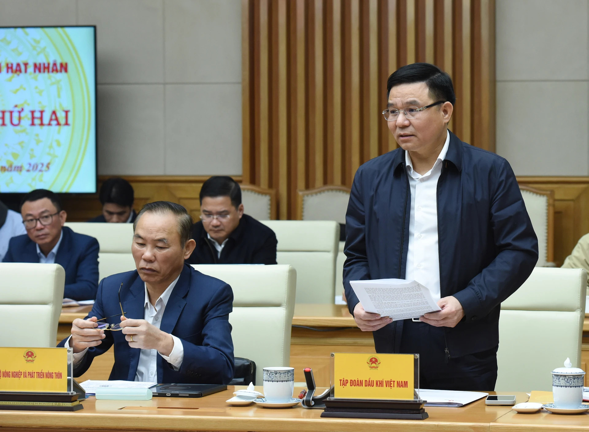 越南石油与天然气集团董事长黎孟雄发表讲话。