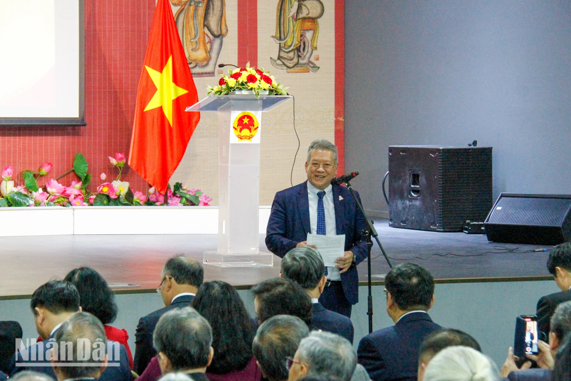 ABVietFrance董事长阮海南发表讲话。 ABVietFrance董事长阮海南发表讲话。
