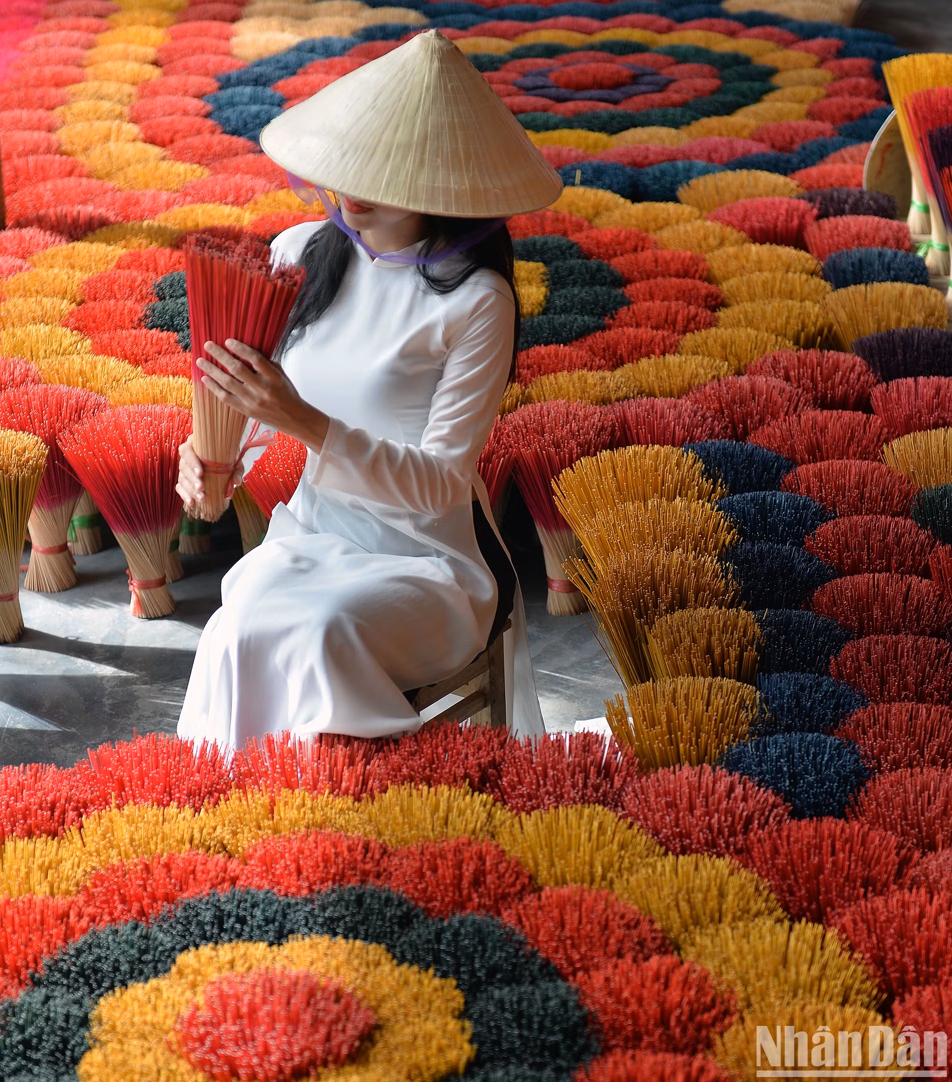 多年来，水春一直被游客，尤其是年轻人所熟知，成为参观顺化古都的必去之地。