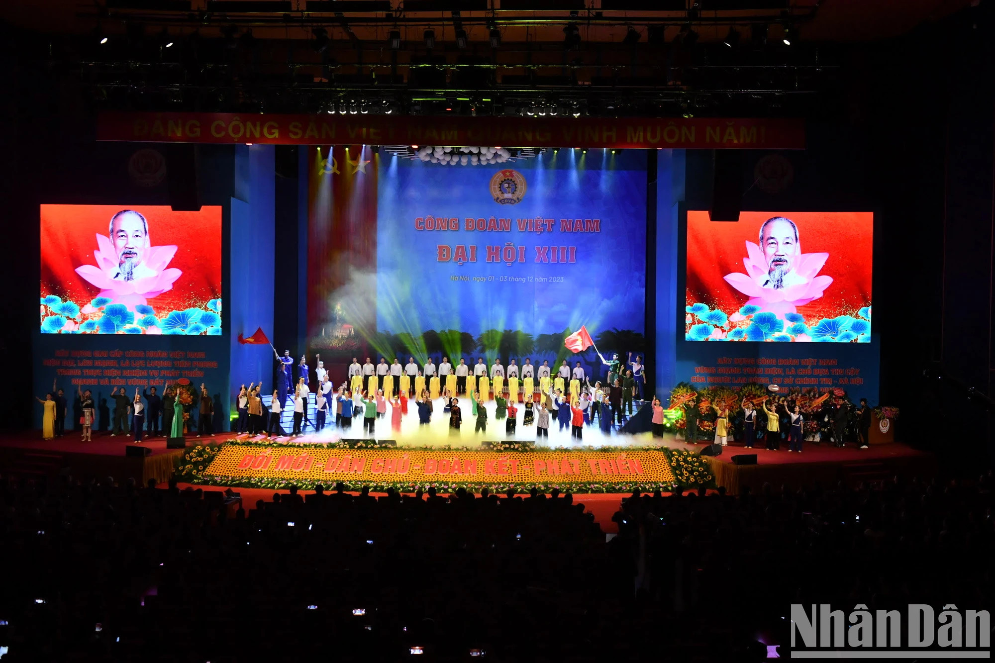 开幕式上的文艺表演节目。 开幕式上的文艺表演节目。