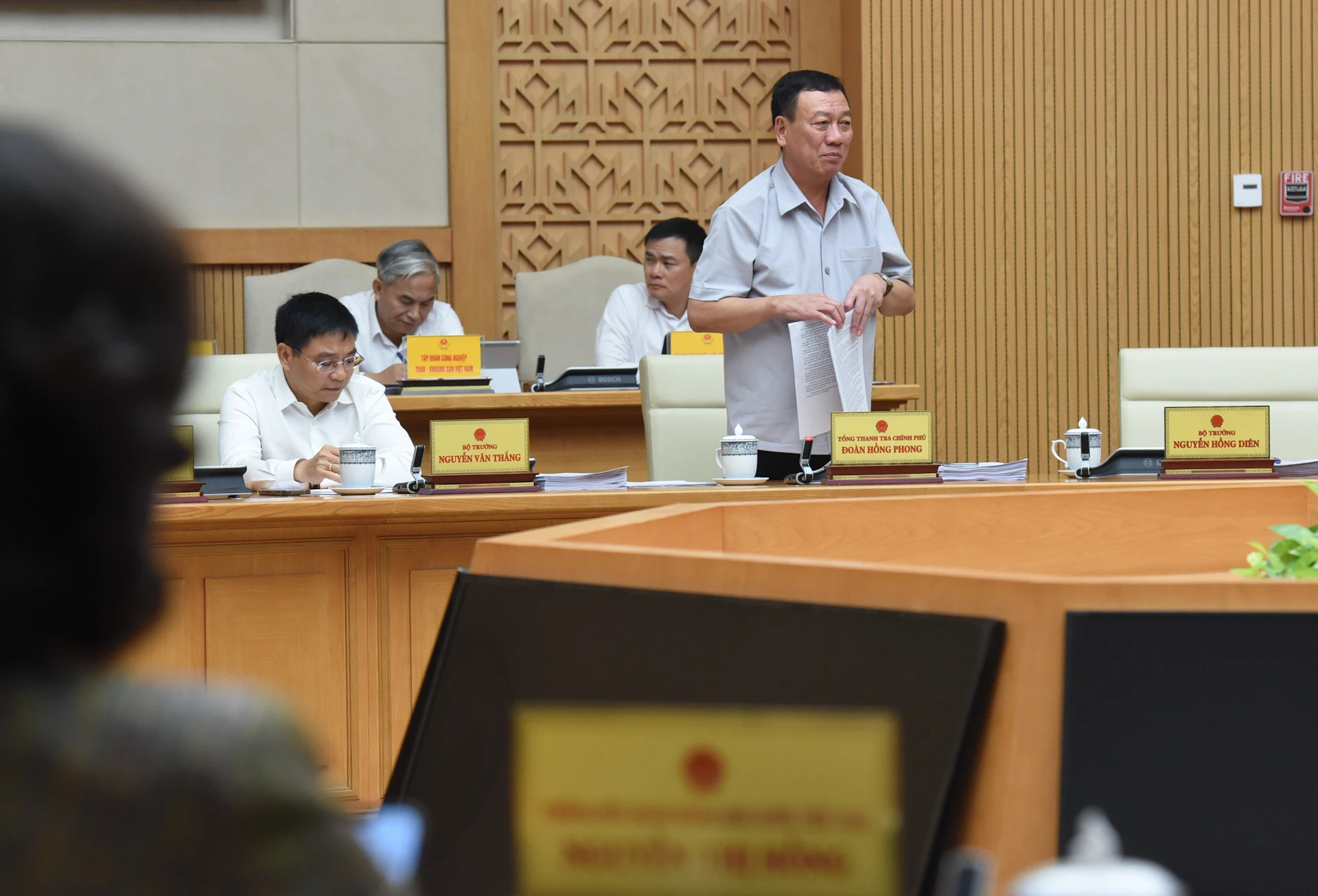 政府监察总署总监察长段鸿峰发表讲话。