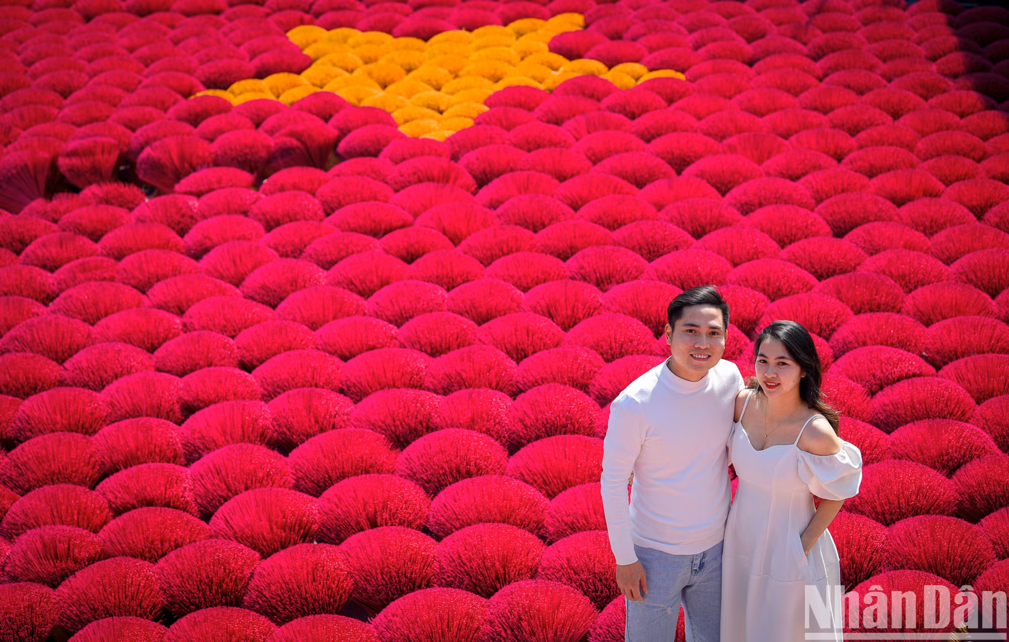 五彩缤纷的广富球制香村：春节期间极具魅力的旅游目的地