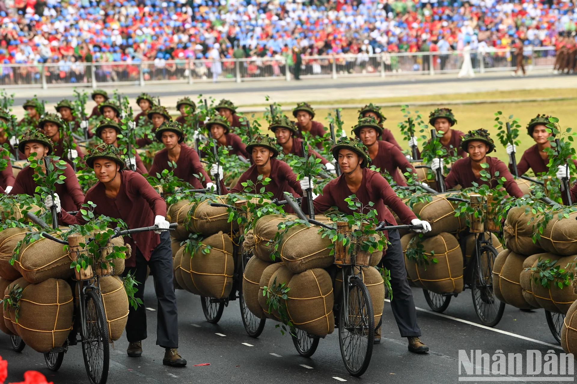 火线民工。 火线民工。