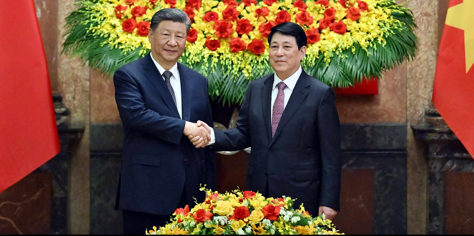 越南国家主席梁强与中共中央总书记、中国国家主席习近平举行会谈【组图】