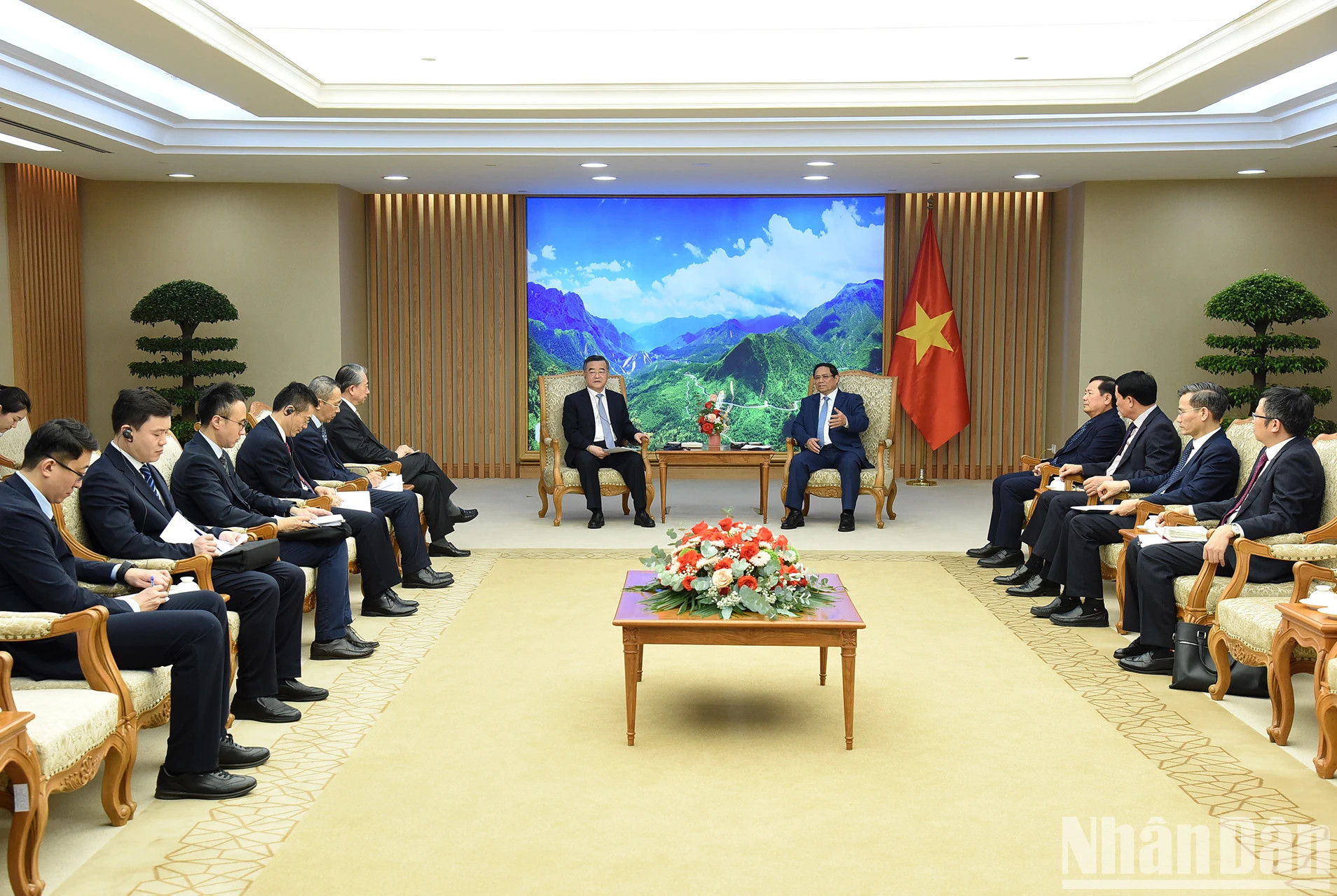 会见场景。 会见场景。