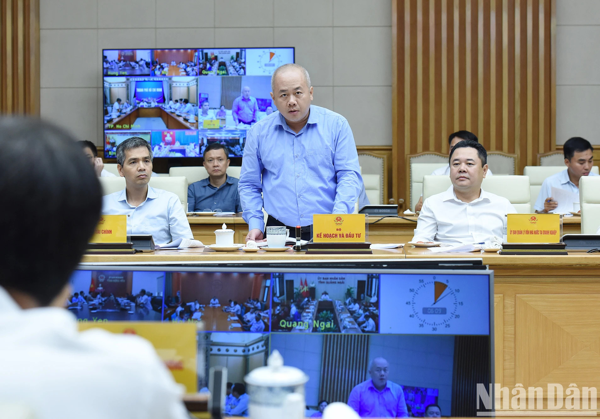 计划投资部副部长杜诚忠发表讲话。 计划投资部副部长杜诚忠发表讲话。