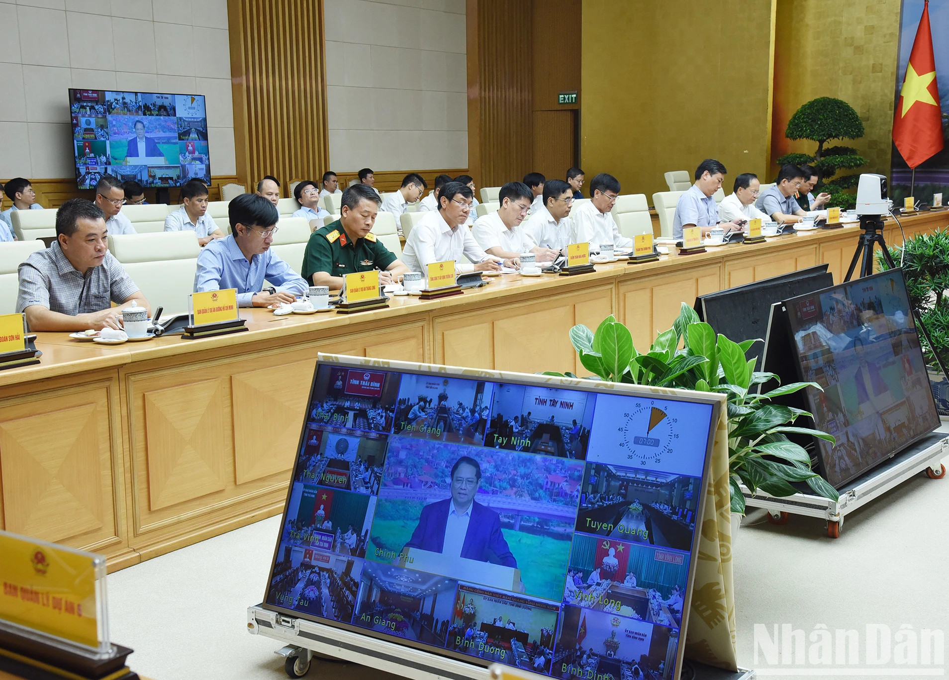 与会代表。 与会代表。