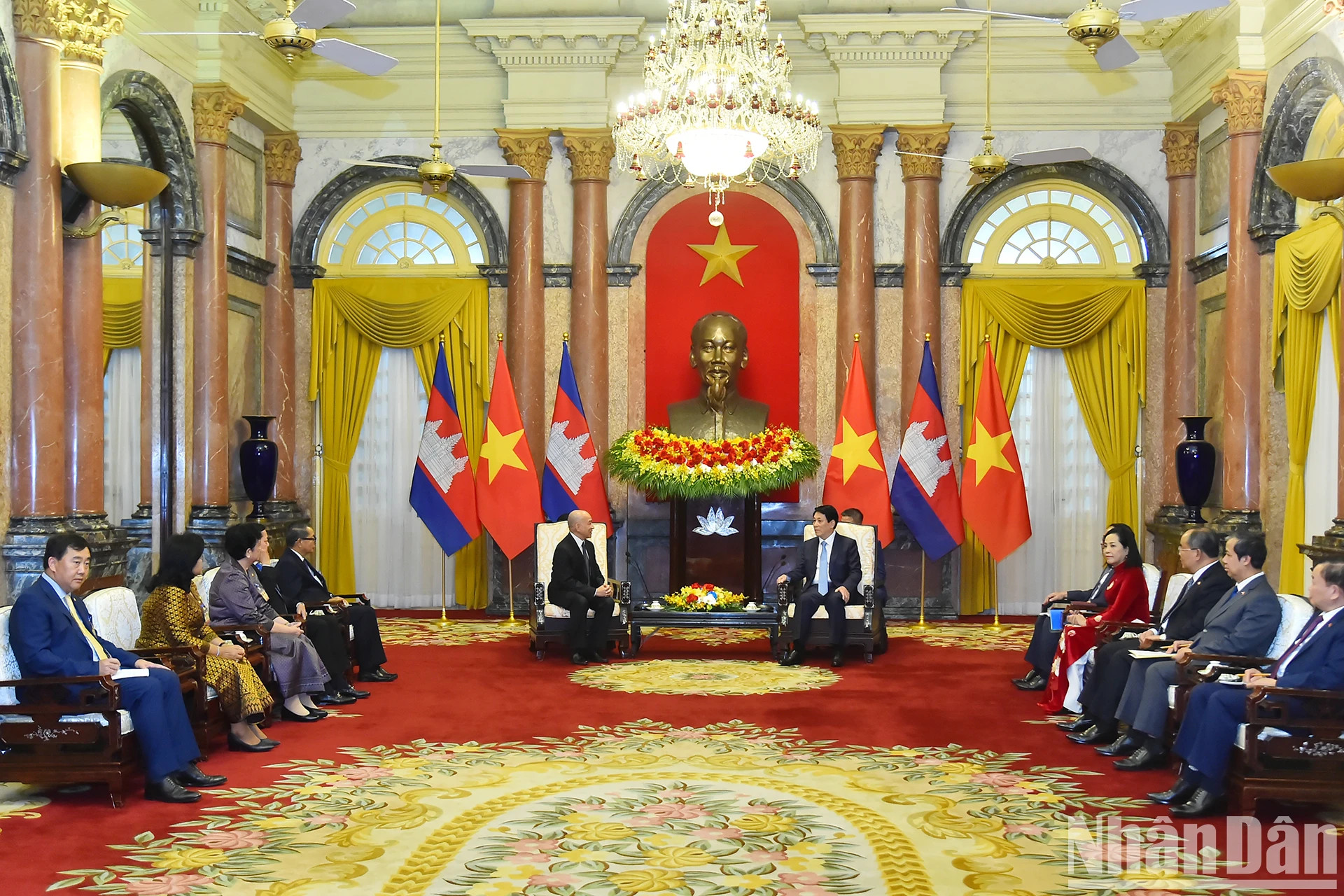 会见场景。 会见场景。