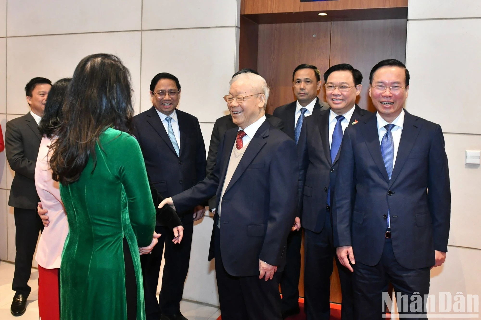 阮富仲总书记和党、国家领导人出席大会。 阮富仲总书记和党、国家领导人出席大会。