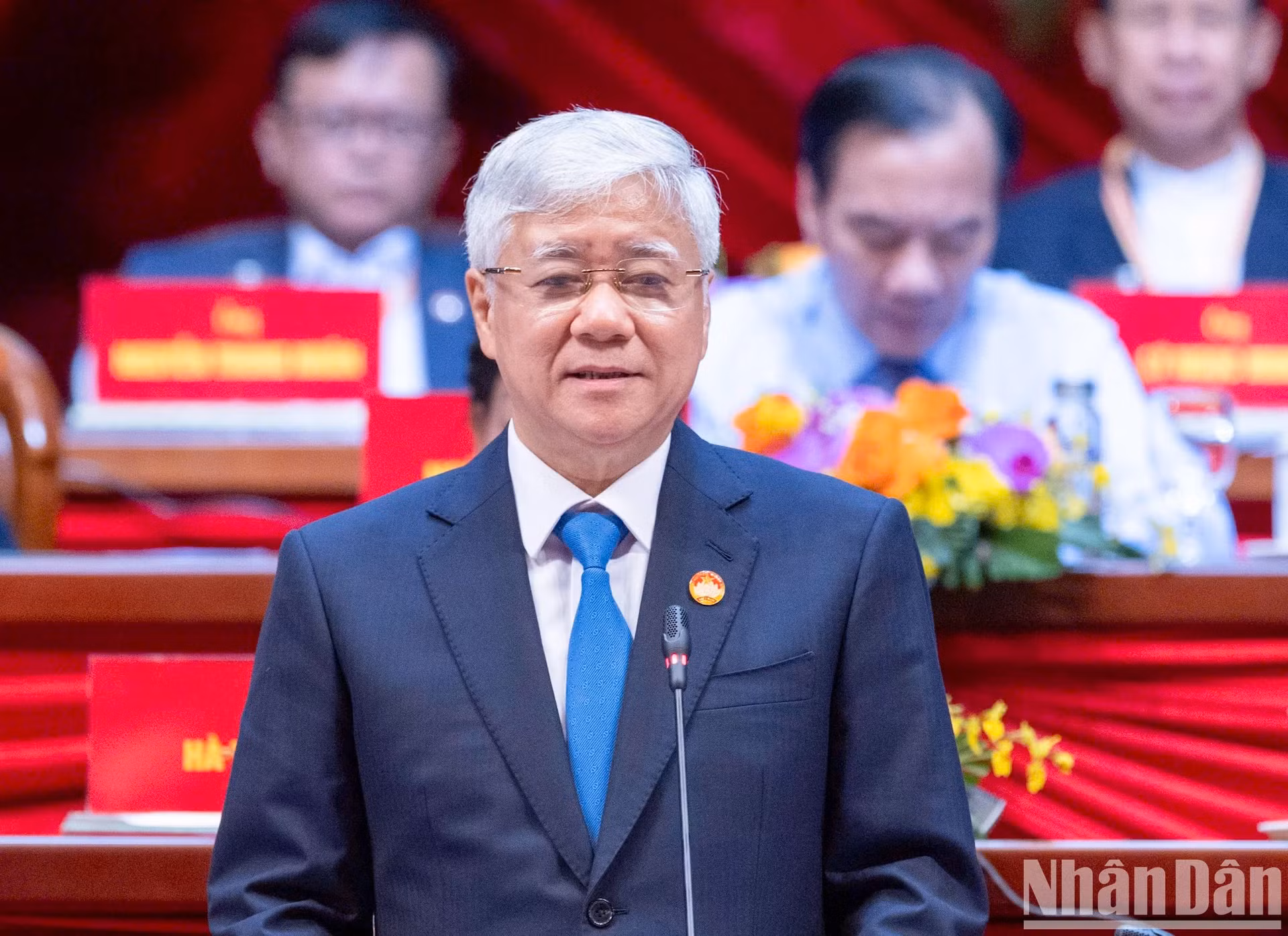 越南祖国阵线中央委员会主席杜文战发表讲话。