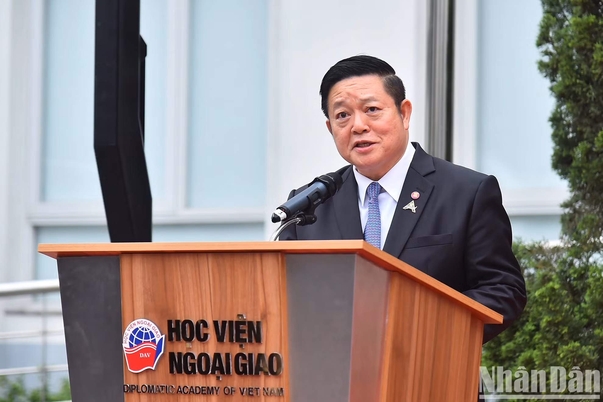 东盟秘书长高金华发表讲话。