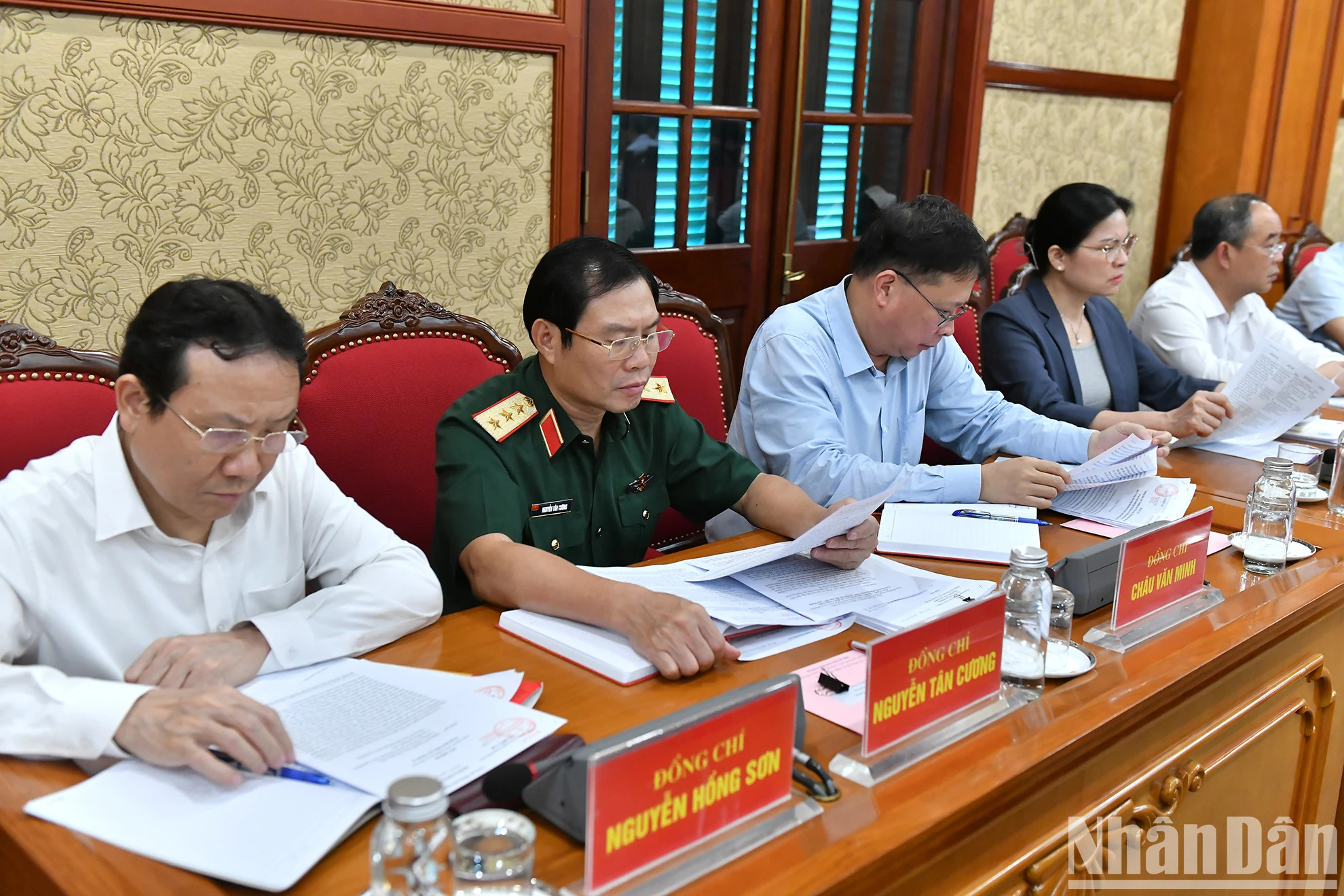 与会代表。 与会代表。