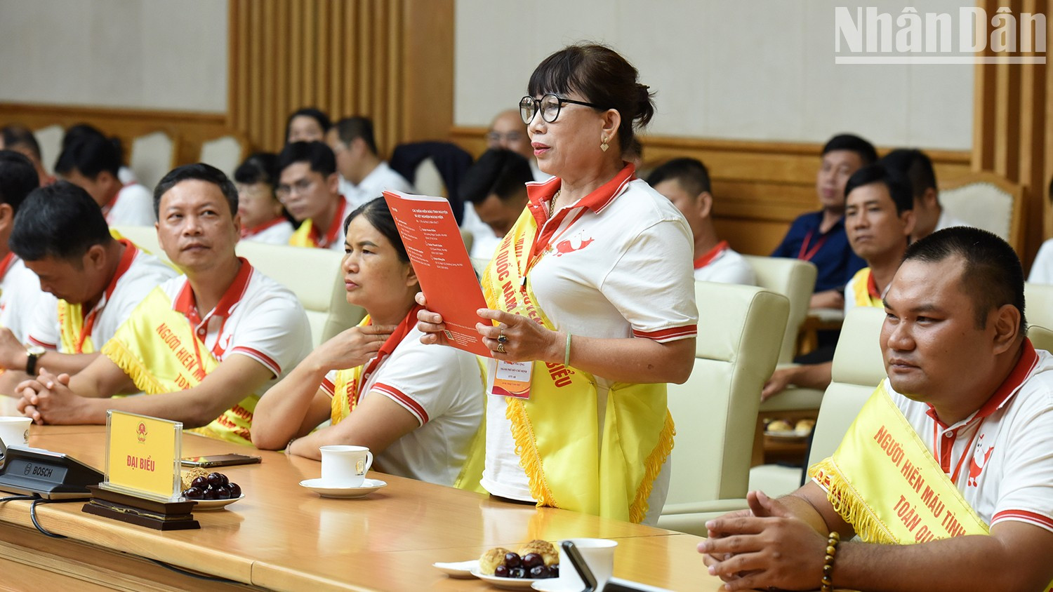 胡金凤女士从1997年至今每隔三个月无偿献血一次。