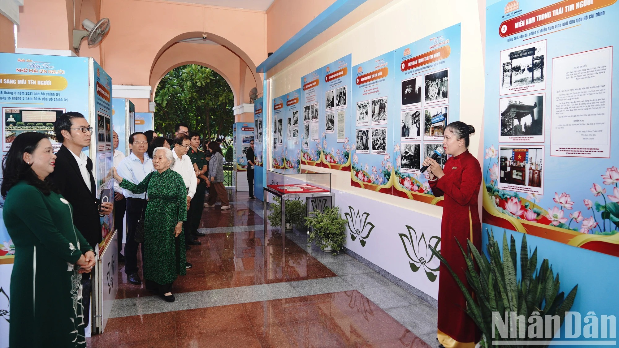 此次专题展共展出 135件资料、图片及相关内容，生动体现了 胡伯伯对南方的深切情感 以及南方同胞对胡伯伯的深厚情谊。这种深情厚谊正是促成 1975年春季大捷、彻底解放南方、实现国家统一 的重要因素之一。