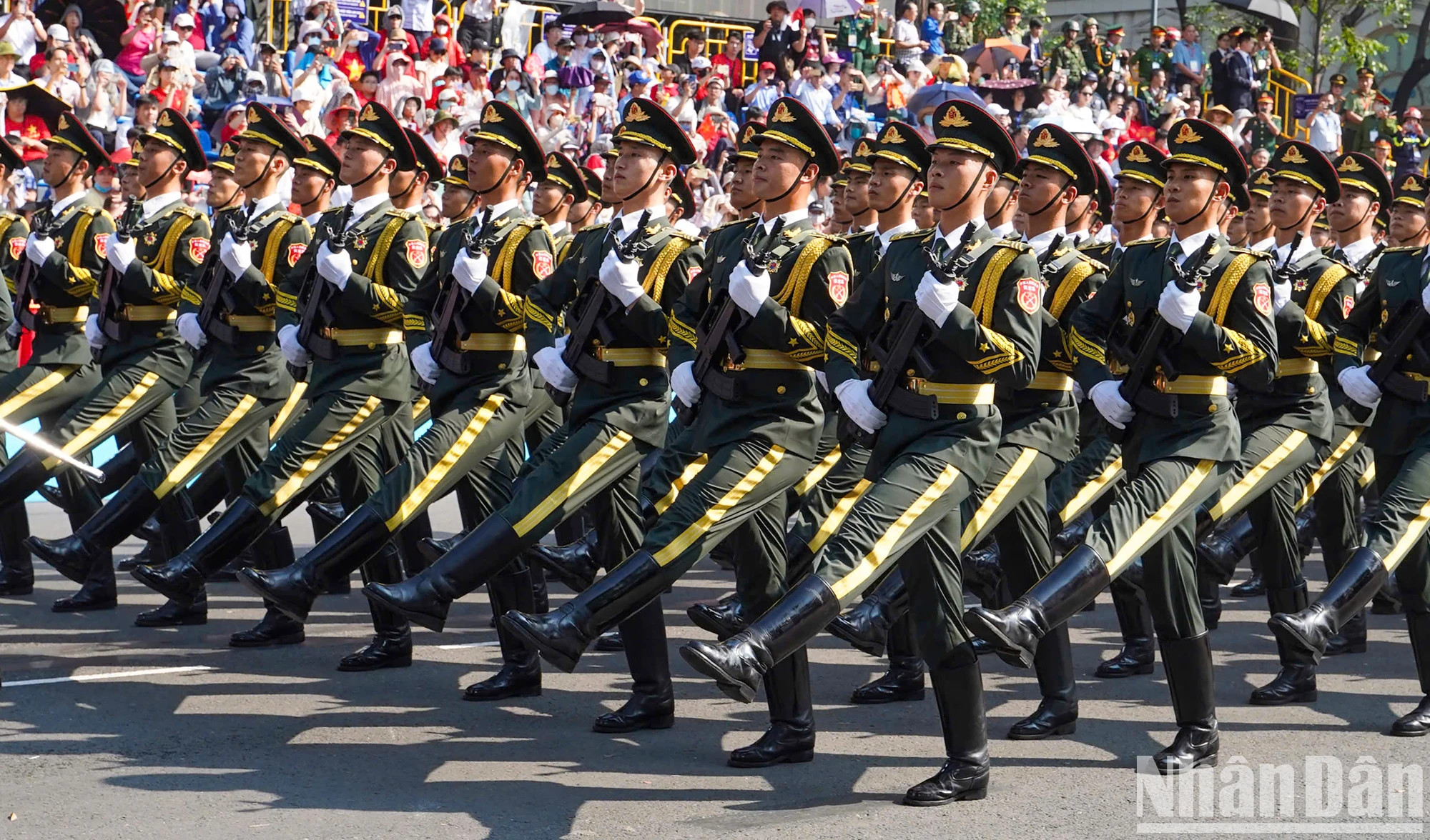 中国人民解放军力量参加总彩排。