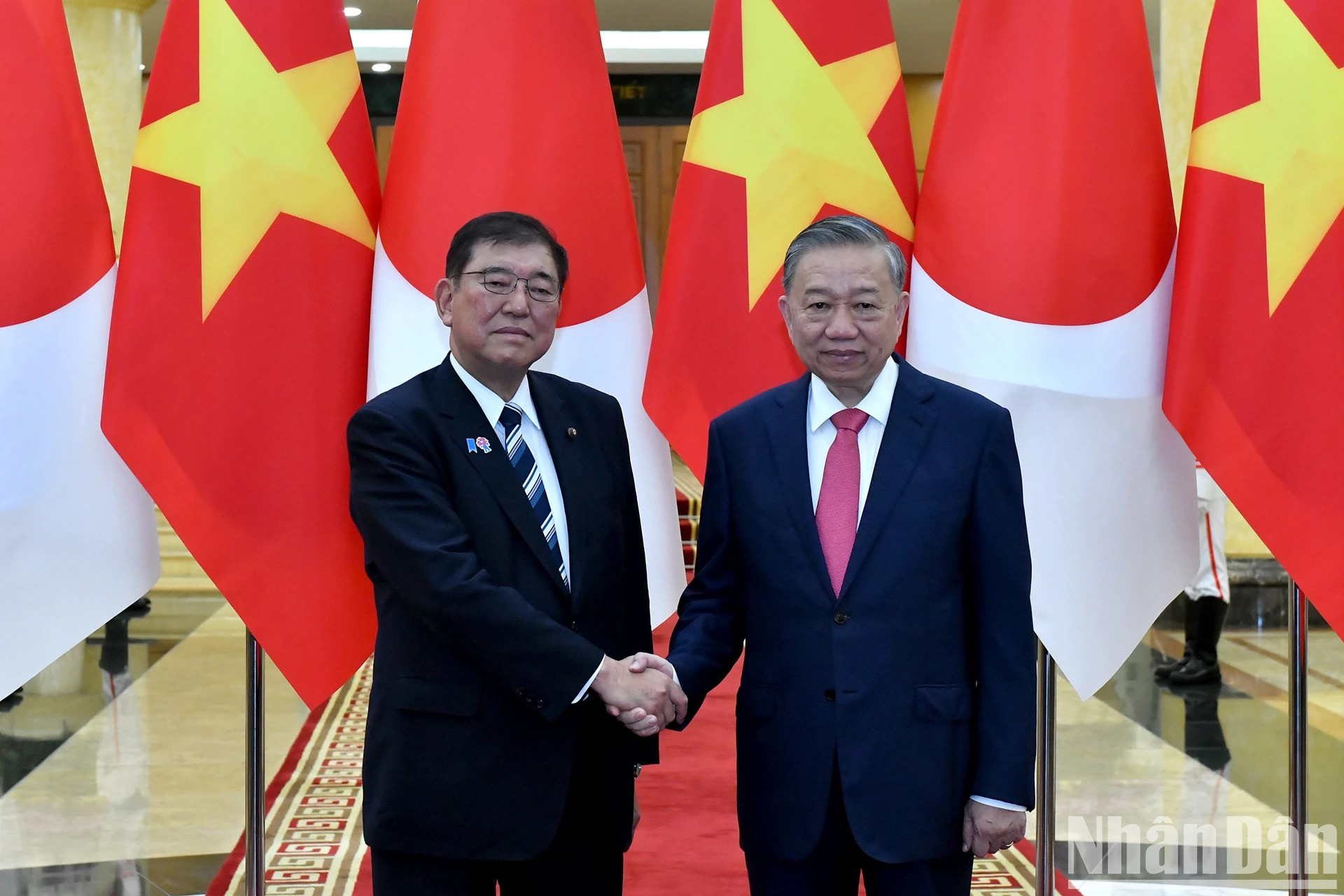 越共中央总书记苏林和日本首相石破茂。 越共中央总书记苏林和日本首相石破茂。